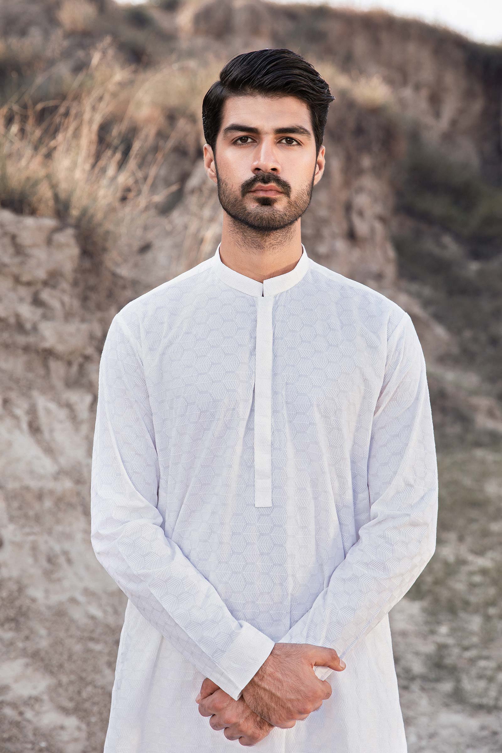 White Embroidered Combed Cotton Kurta Pajama (2-Piece) - Image 2