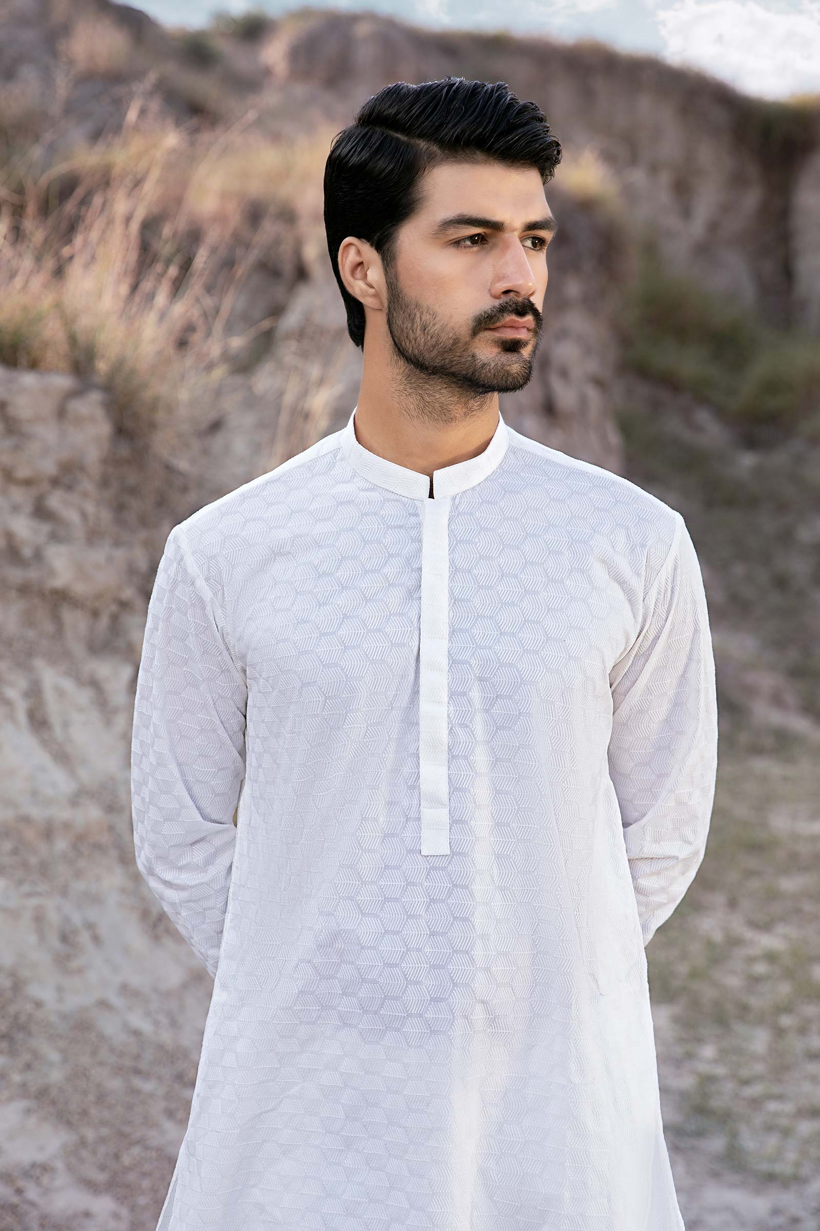 White Embroidered Combed Cotton Kurta Pajama (2-Piece) - Image 3