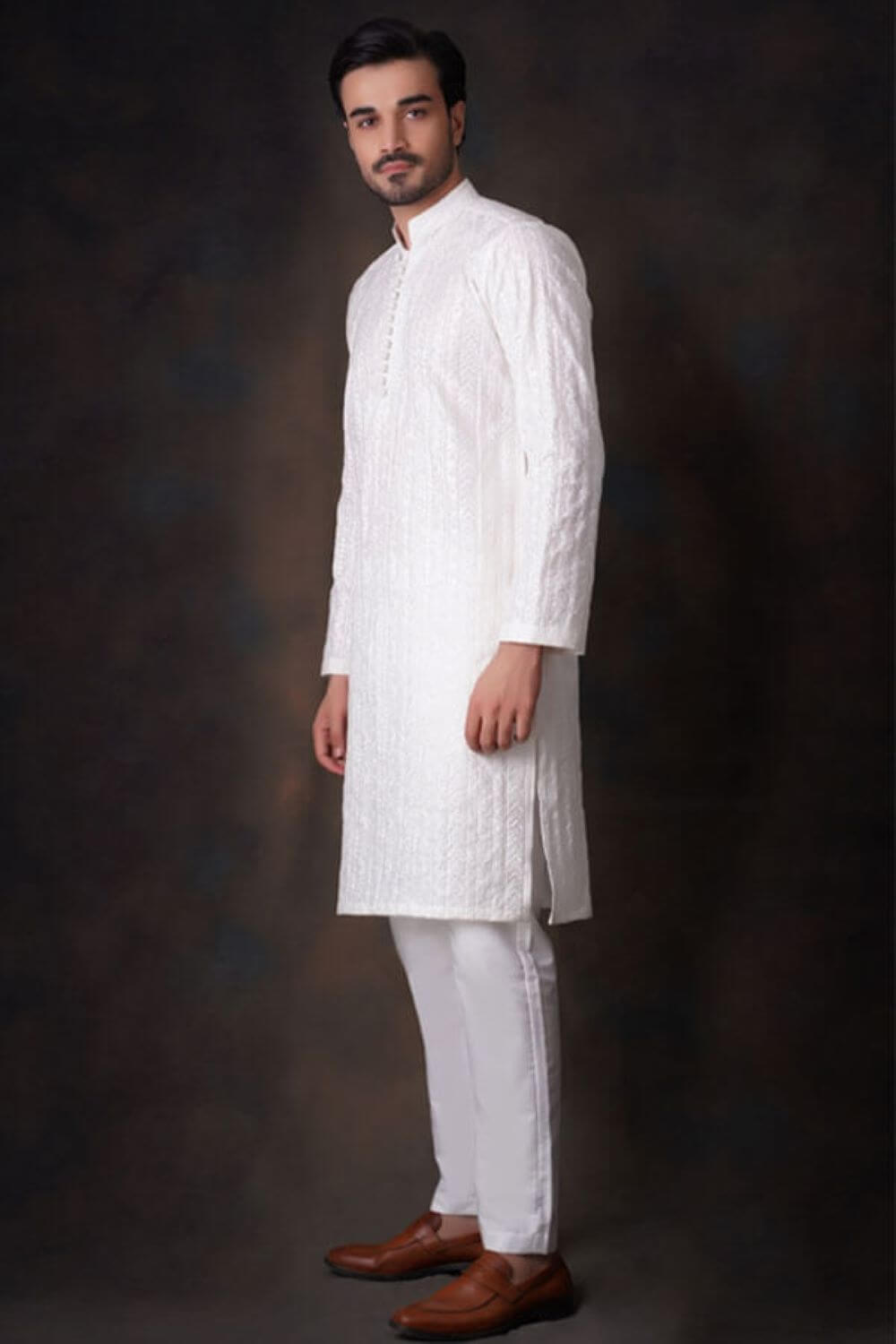 Pearl White Embroidered Cotton Kurta Pajama (2-Piece) - Image 3