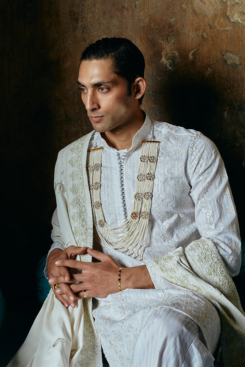 Chalk White Embroidered Cotton Satin Kurta Pajama (3-Piece) - Image 4