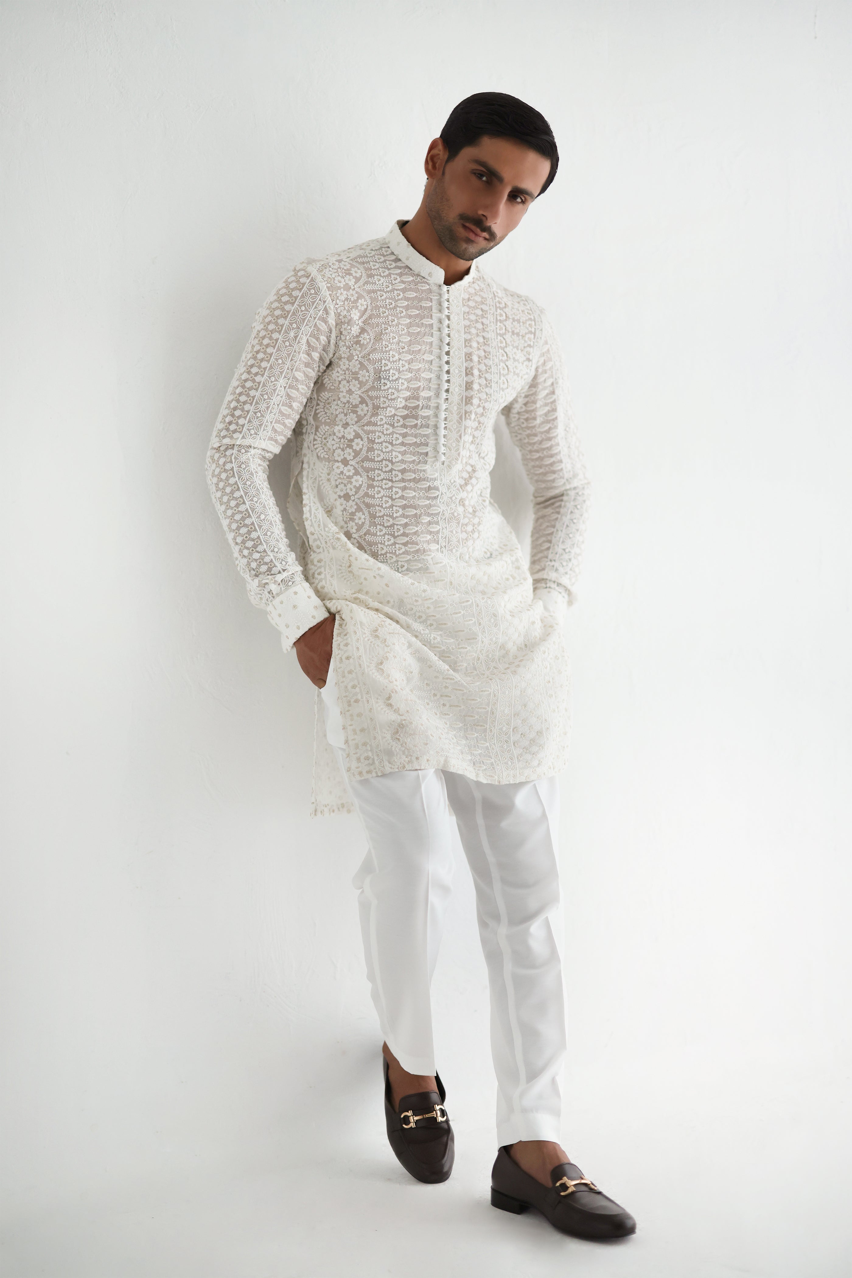 White Hand-Embroidered Cotton-Silk Kurta Pajama (3-Piece) - Image 2