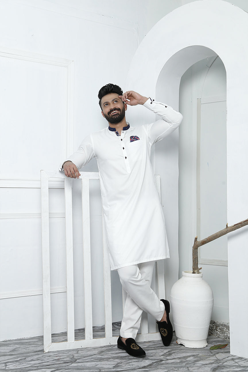 White Embellished Cotton Silk Kurta Pajama (2-Piece) - Image 2