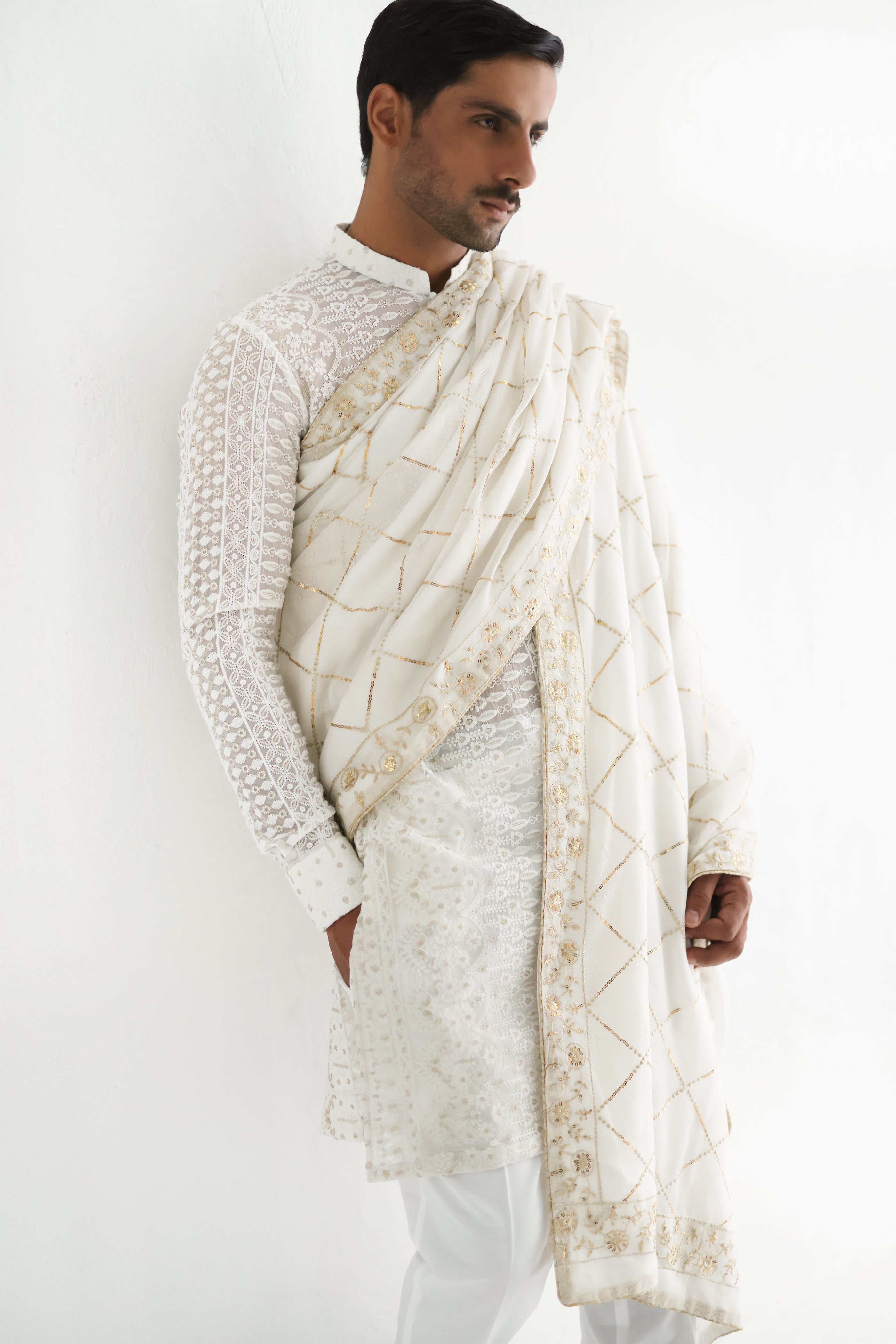 White Hand-Embroidered Cotton-Silk Kurta Pajama (3-Piece) - Image 5
