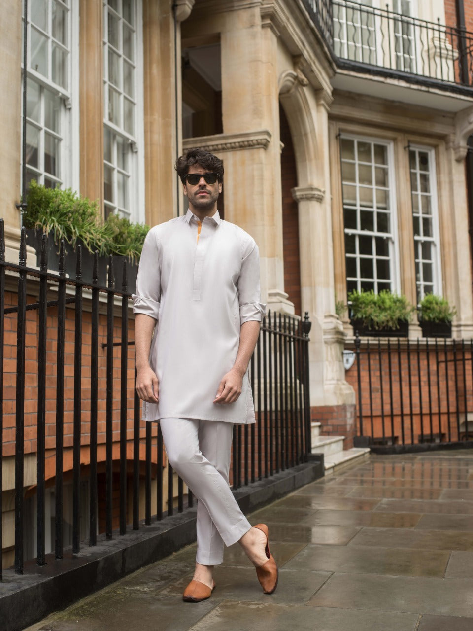 White Minimalist Cotton Kurta (1-Pc) - Image 4