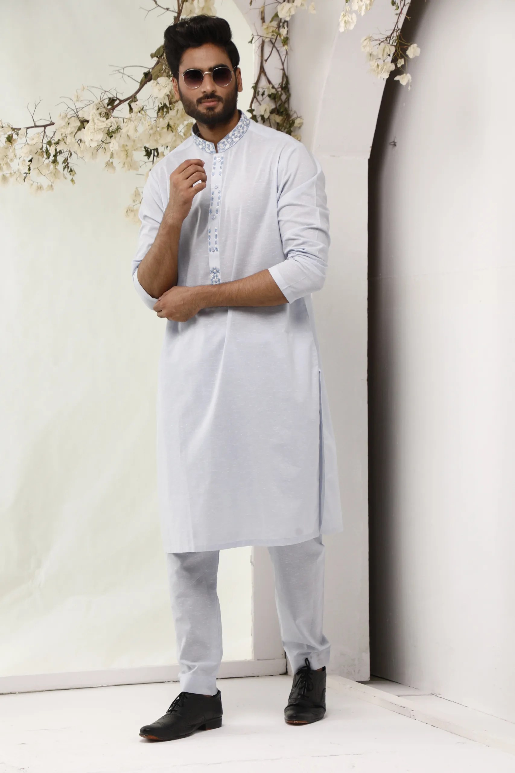 White Embroidered Cotton Kurta Pajama (2-Piece) - Image 2