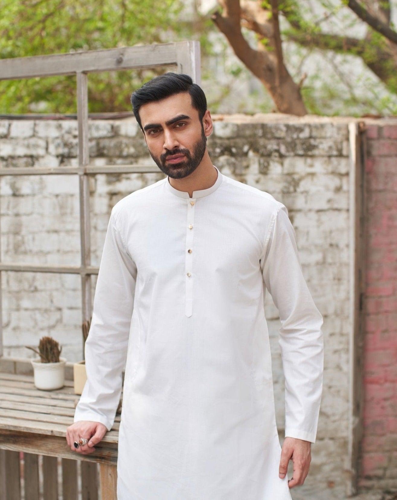 Off White Cotton Kurta Pajama Set (2-Piece) - Image 1
