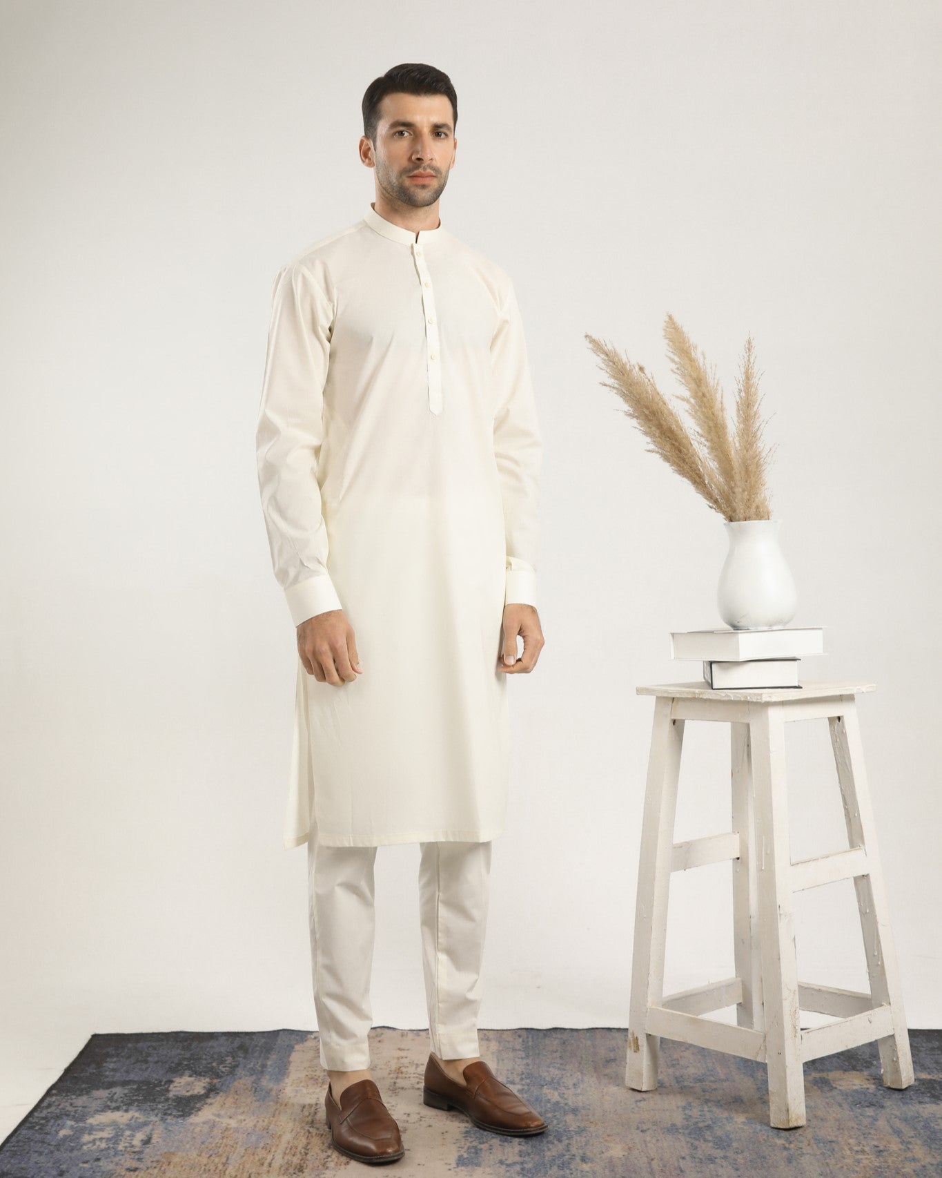 White Cotton Kurta Pajama Set (2-Piece) - Image 2