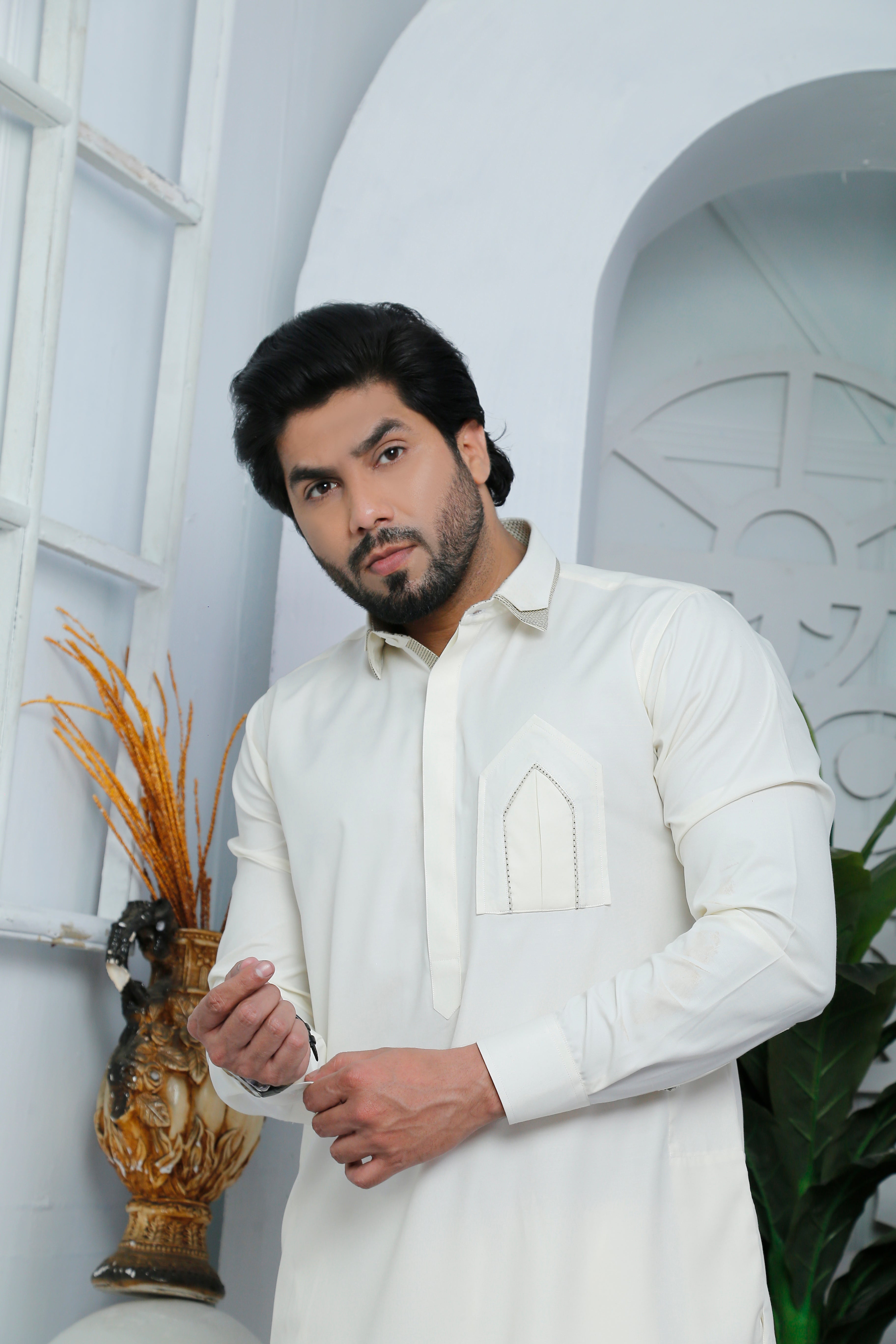 White Embellished Cotton Kurta Pajama (2-Piece) - Image 3