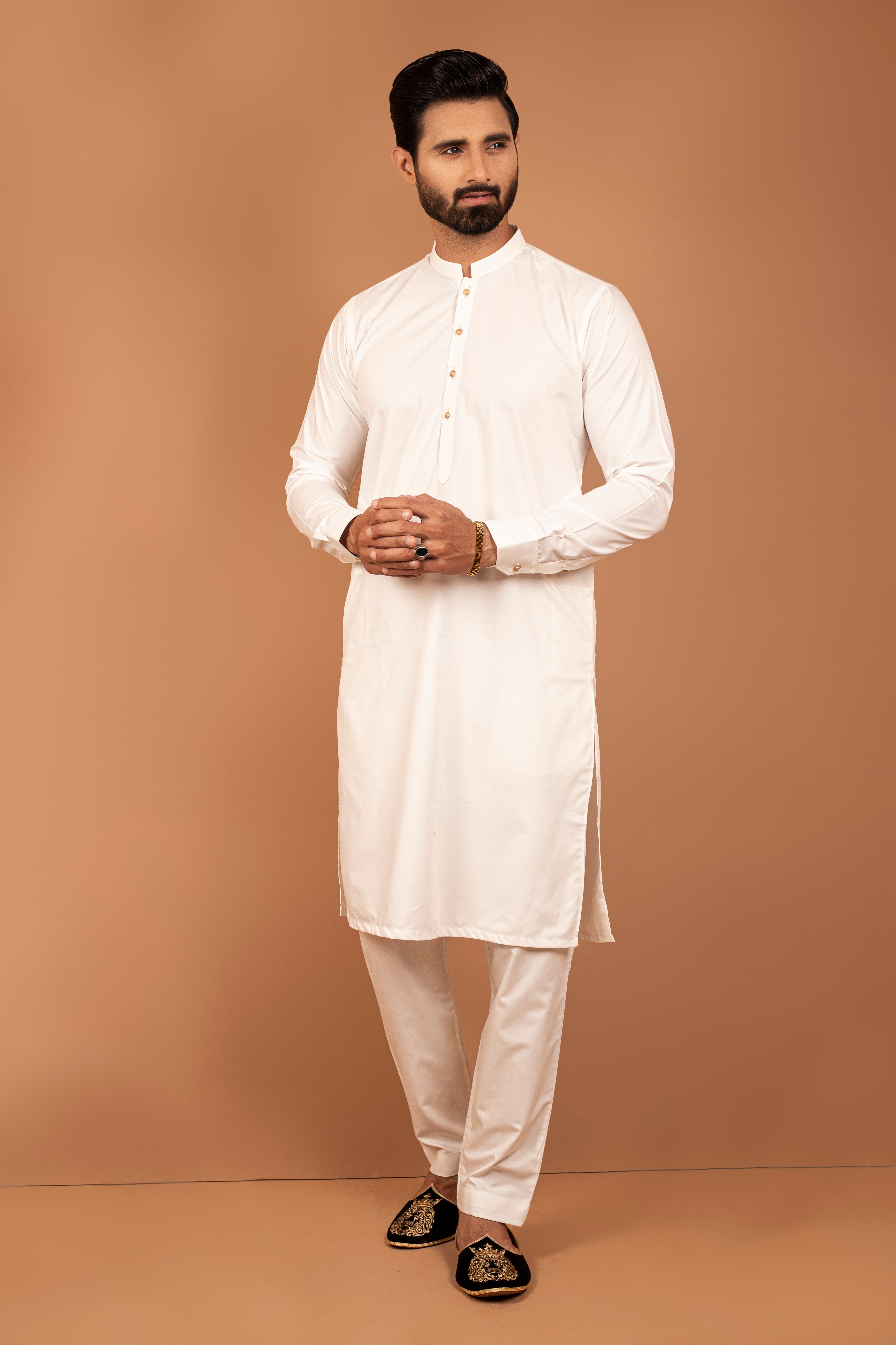 White Cotton Kurta Pajama with Gold-Tone Buttons (2-Piece) - Image 1
