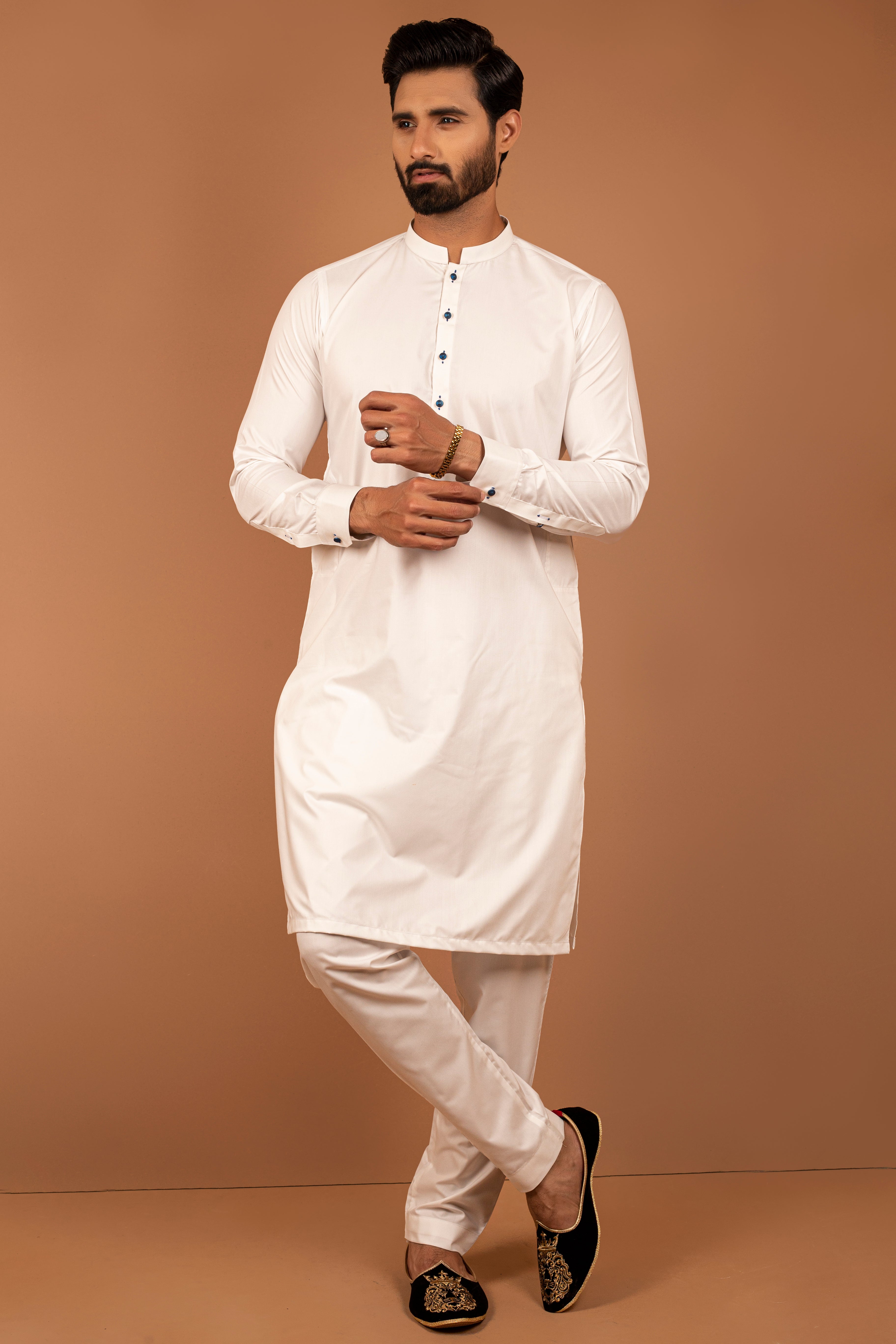 White Cotton Kurta Pajama with Blue Accents (2-Piece) - Image 1