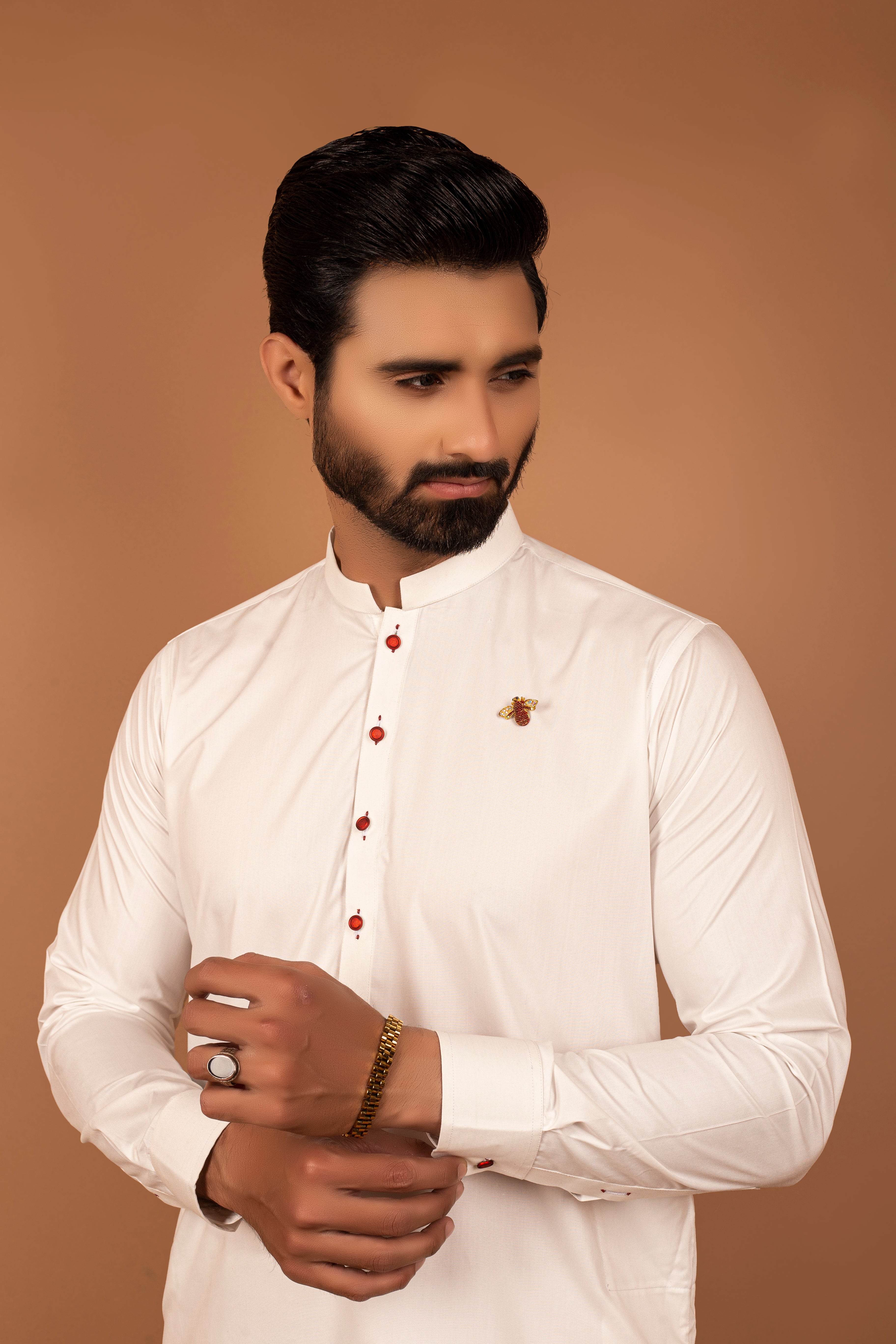 White Cotton Kurta with Red Accents (2-Piece) - Image 1