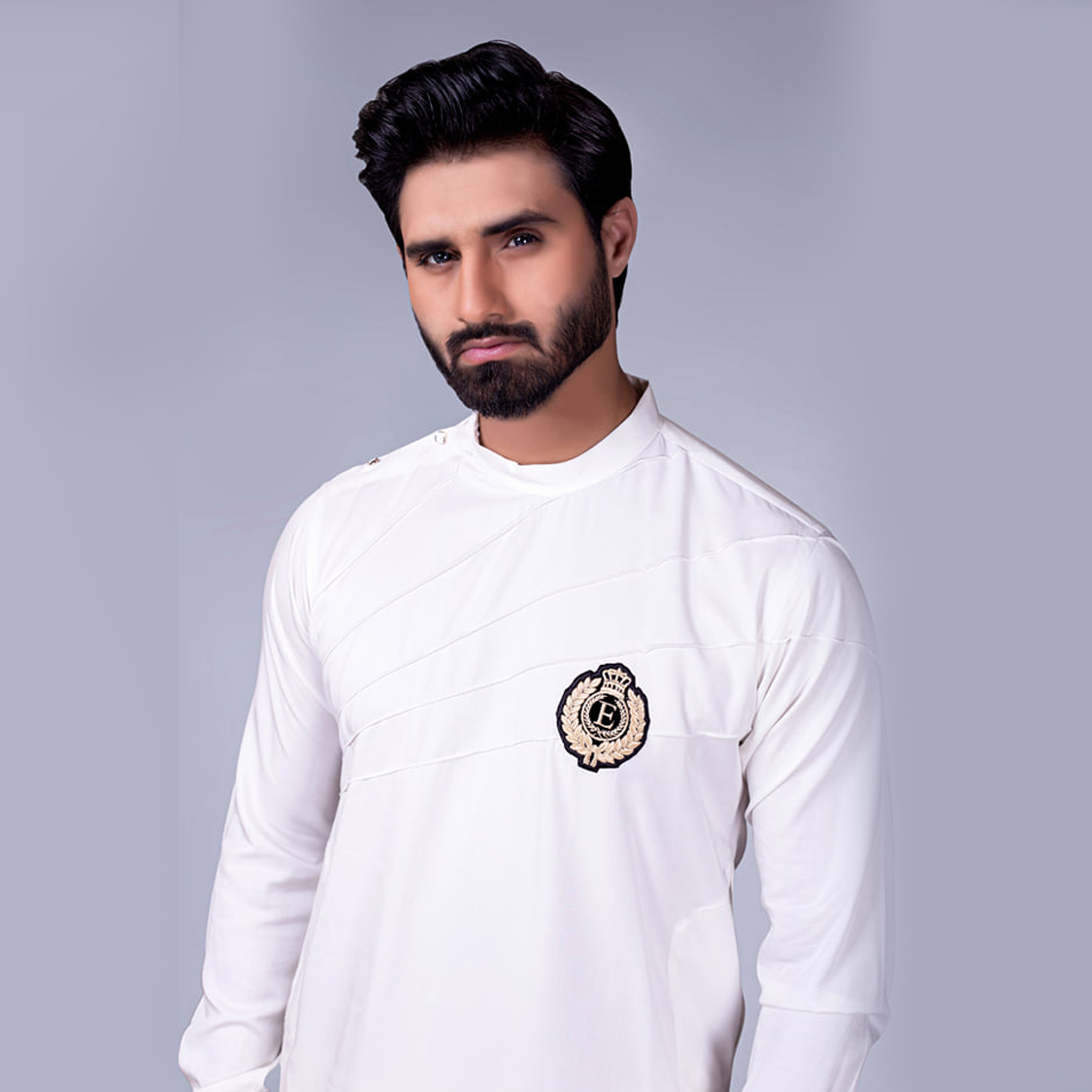 White Embroidered Crest Cotton Kurta Pajama (2-Piece) - Image 1