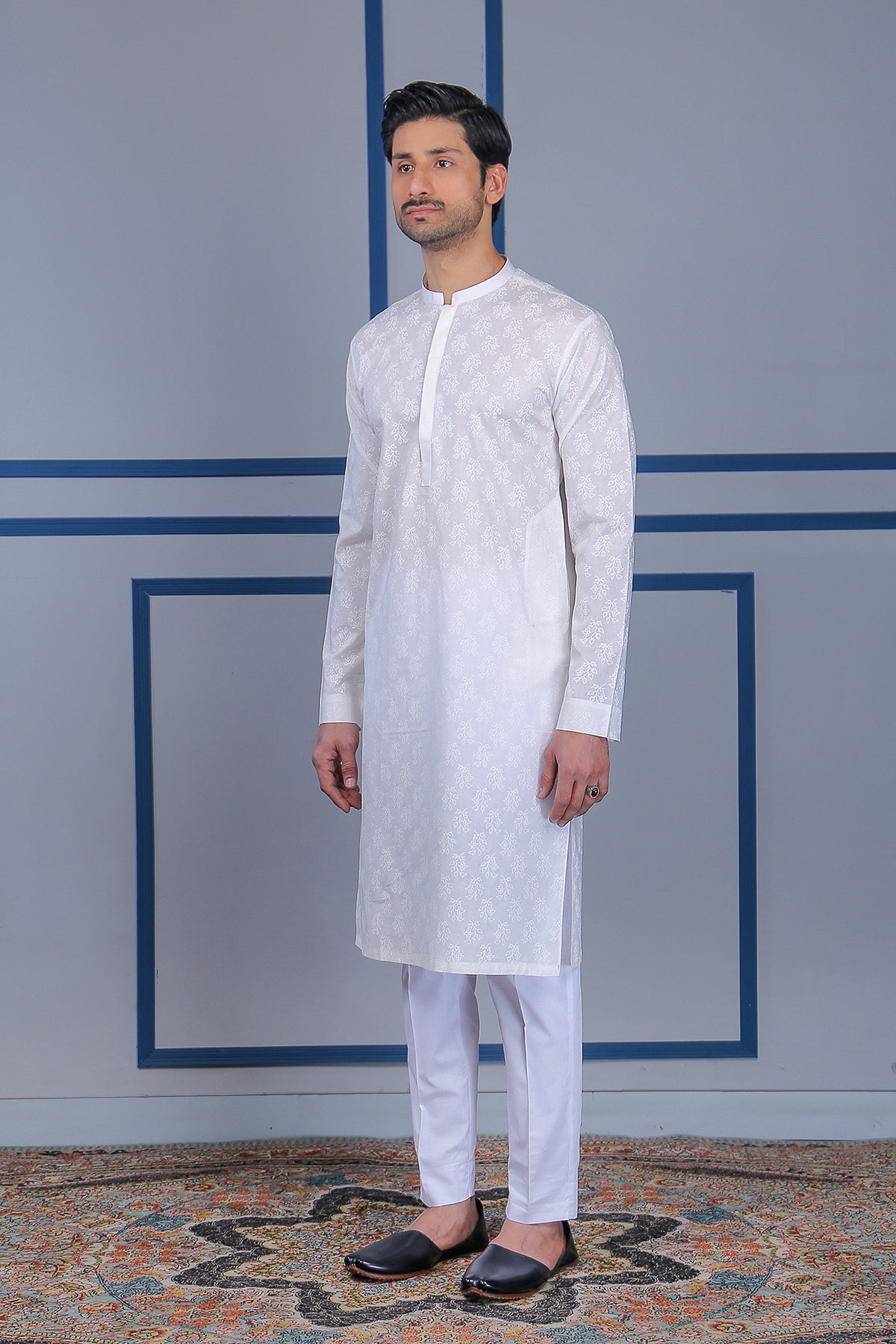 White Screen-Printed Cotton Kurta Pajama (2-Piece) - Image 2