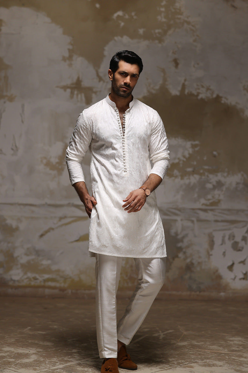 White Embroidered Raw Silk Kurta Pajama (2-Piece) - Image 5