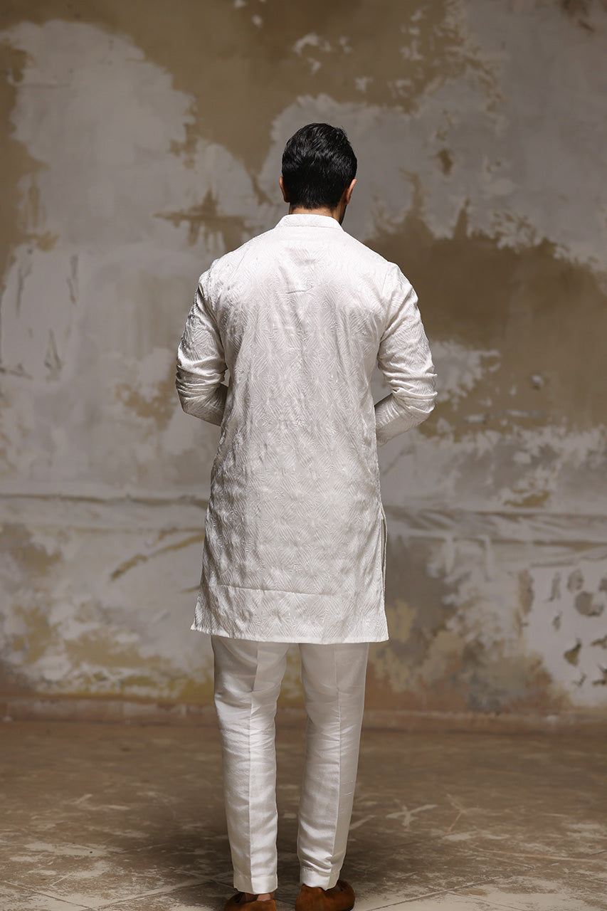 White Embroidered Raw Silk Kurta Pajama (2-Piece) - Image 6