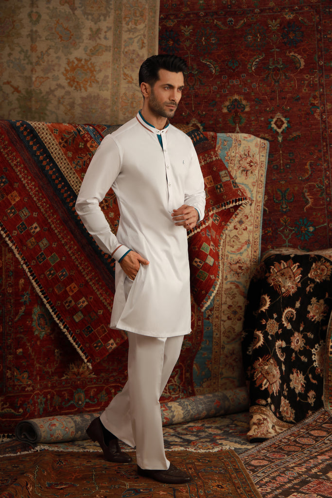 White Embroidered Cotton Kurta Pajama (2-Piece) - Image 1