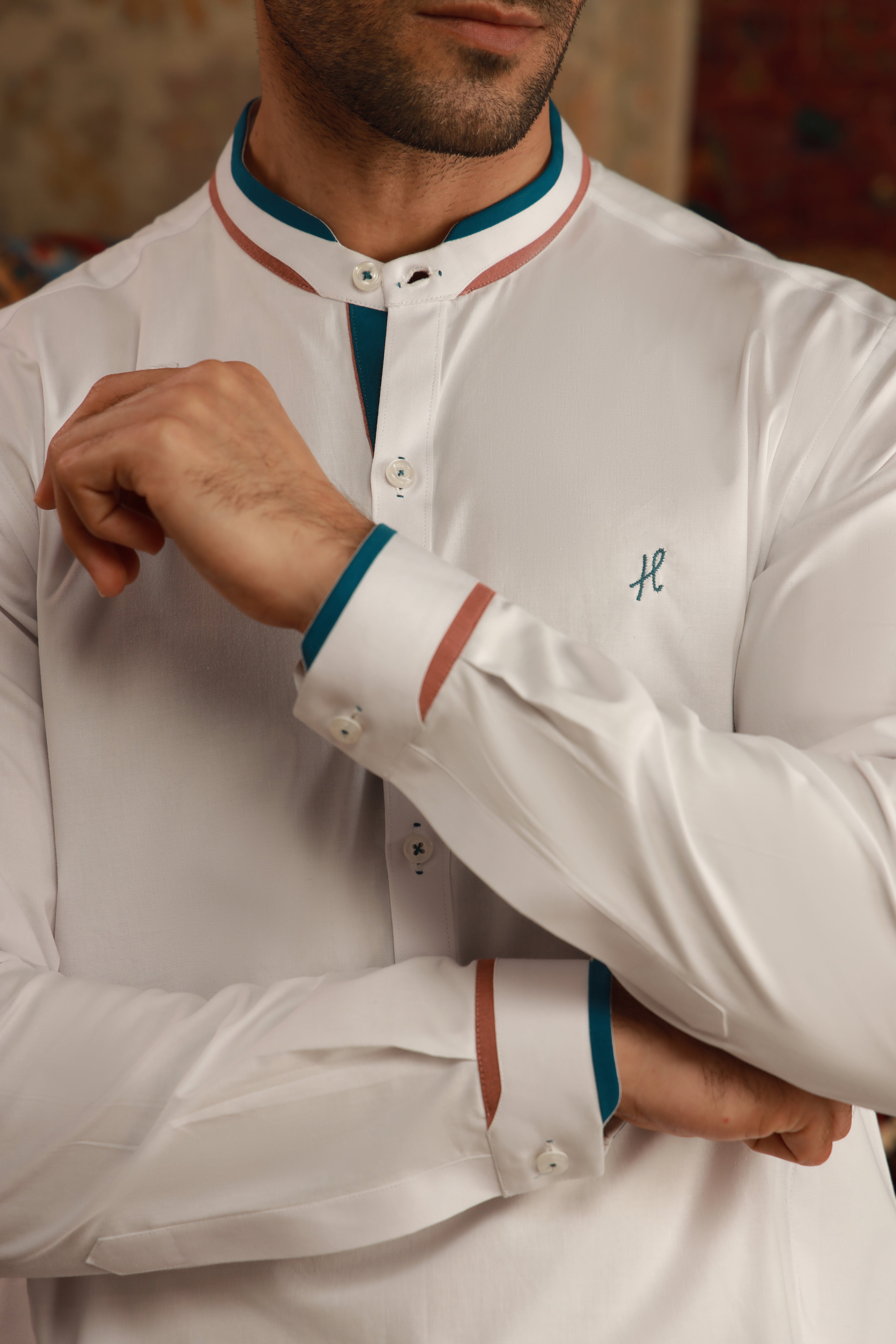 White Embroidered Cotton Kurta Pajama (2-Piece) - Image 3
