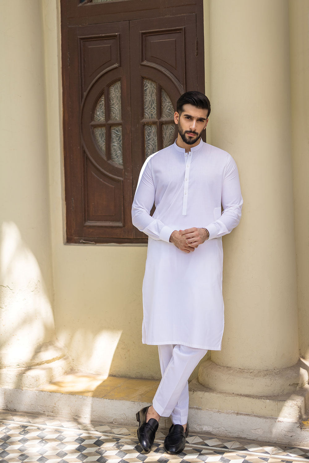 Pearl White Wash-and-Wear Kurta Pajama (2-Piece) - Image 1