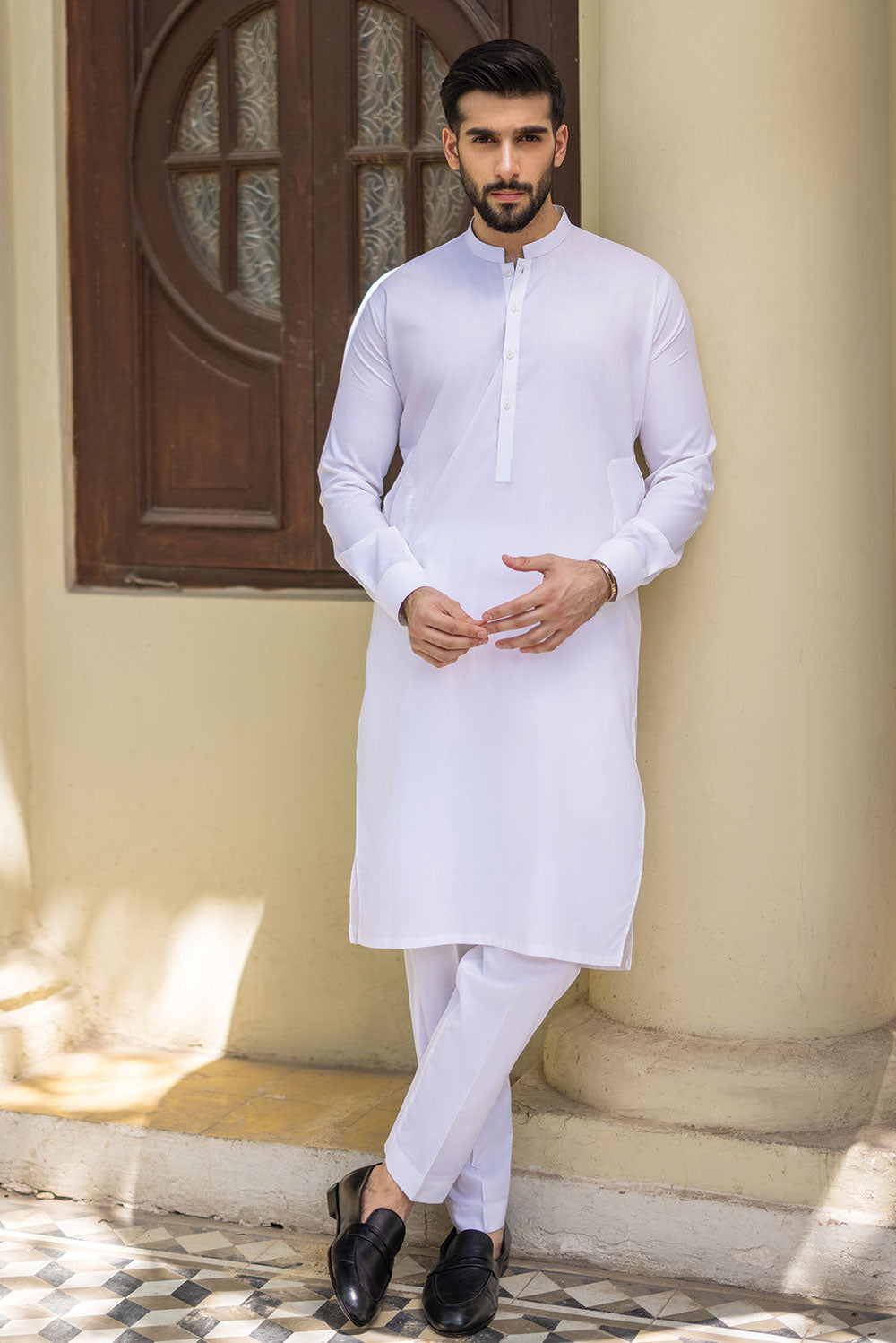 Pearl White Wash-and-Wear Kurta Pajama (2-Piece) - Image 3