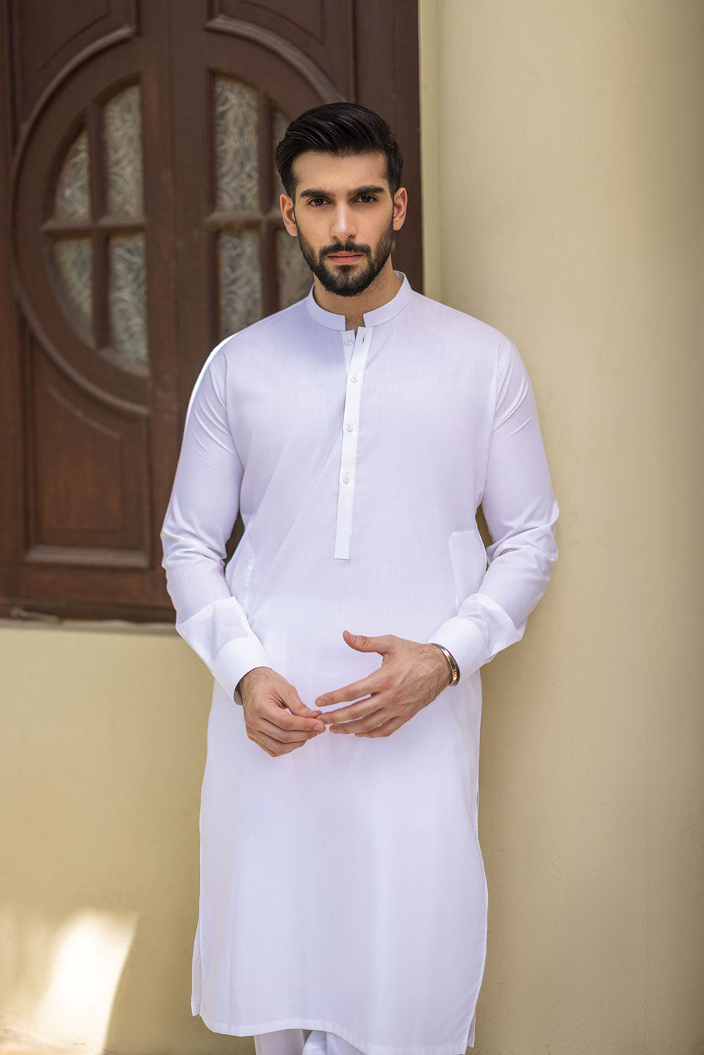 Pearl White Wash-and-Wear Kurta Pajama (2-Piece) - Image 4