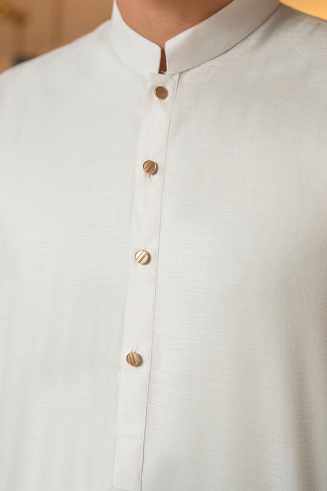 White Textured Wash & Wear Kurta Pajama (2-Piece) - Image 4