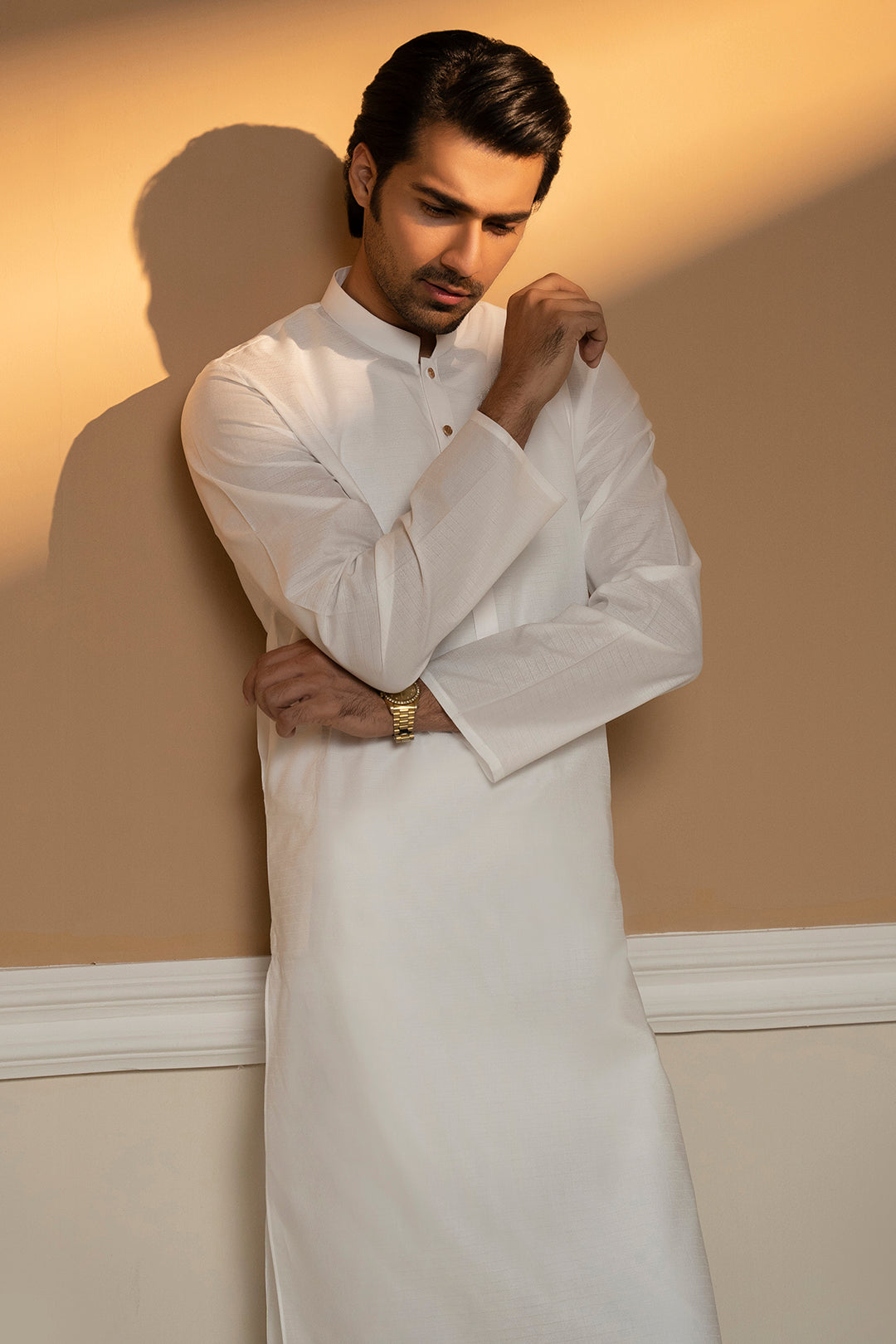 White Textured Wash & Wear Kurta Pajama (2-Piece) - Image 6