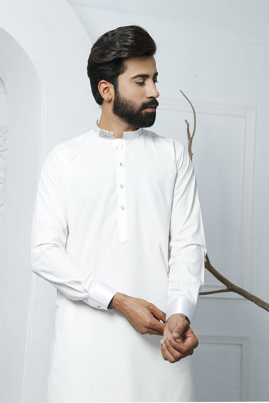 White Embellished Wash N Wear Kurta Pajama (2-Piece) - Image 3
