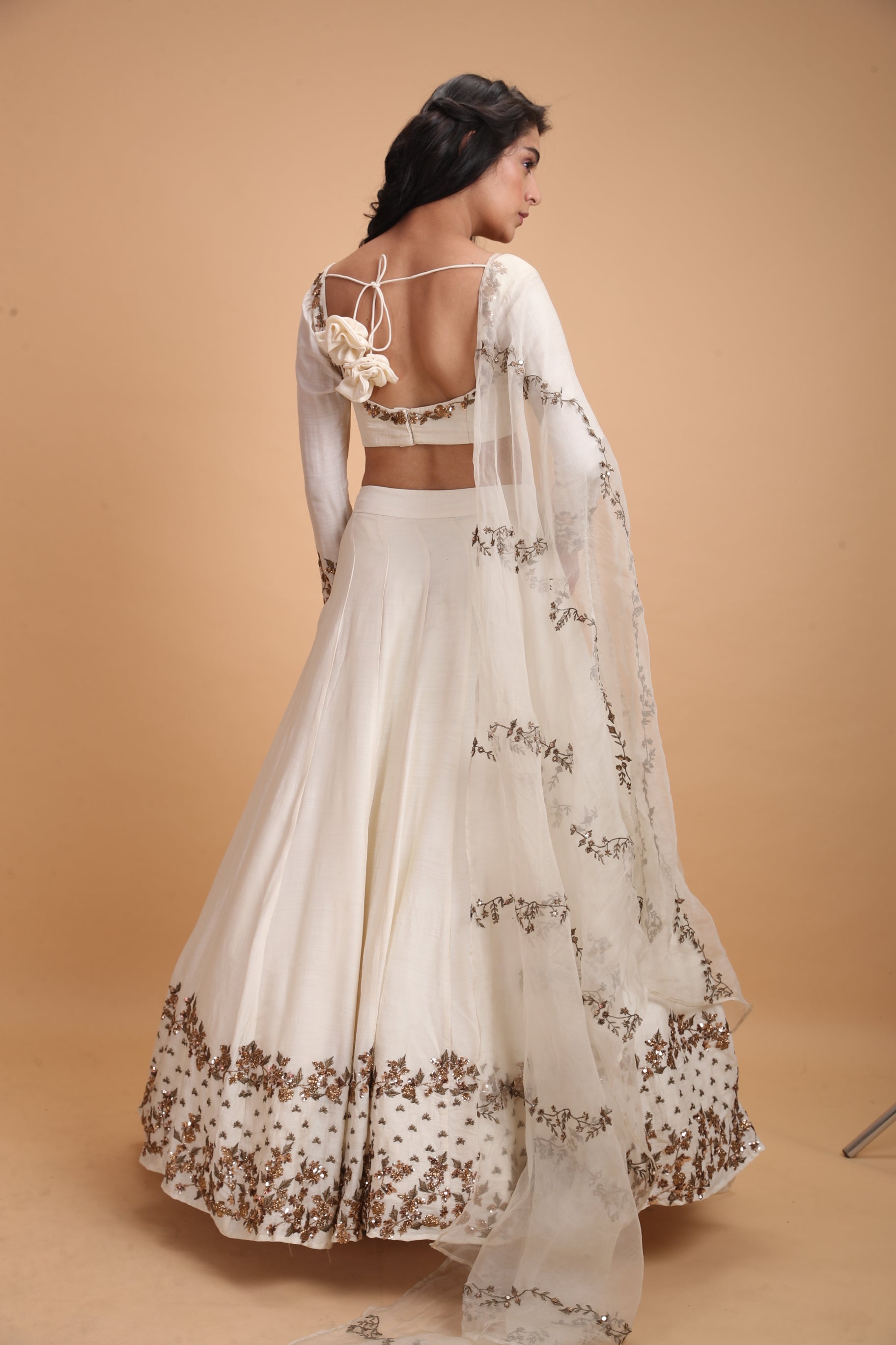 White Embroidered Chanderi Silk Lehenga (3-Piece) - Image 5