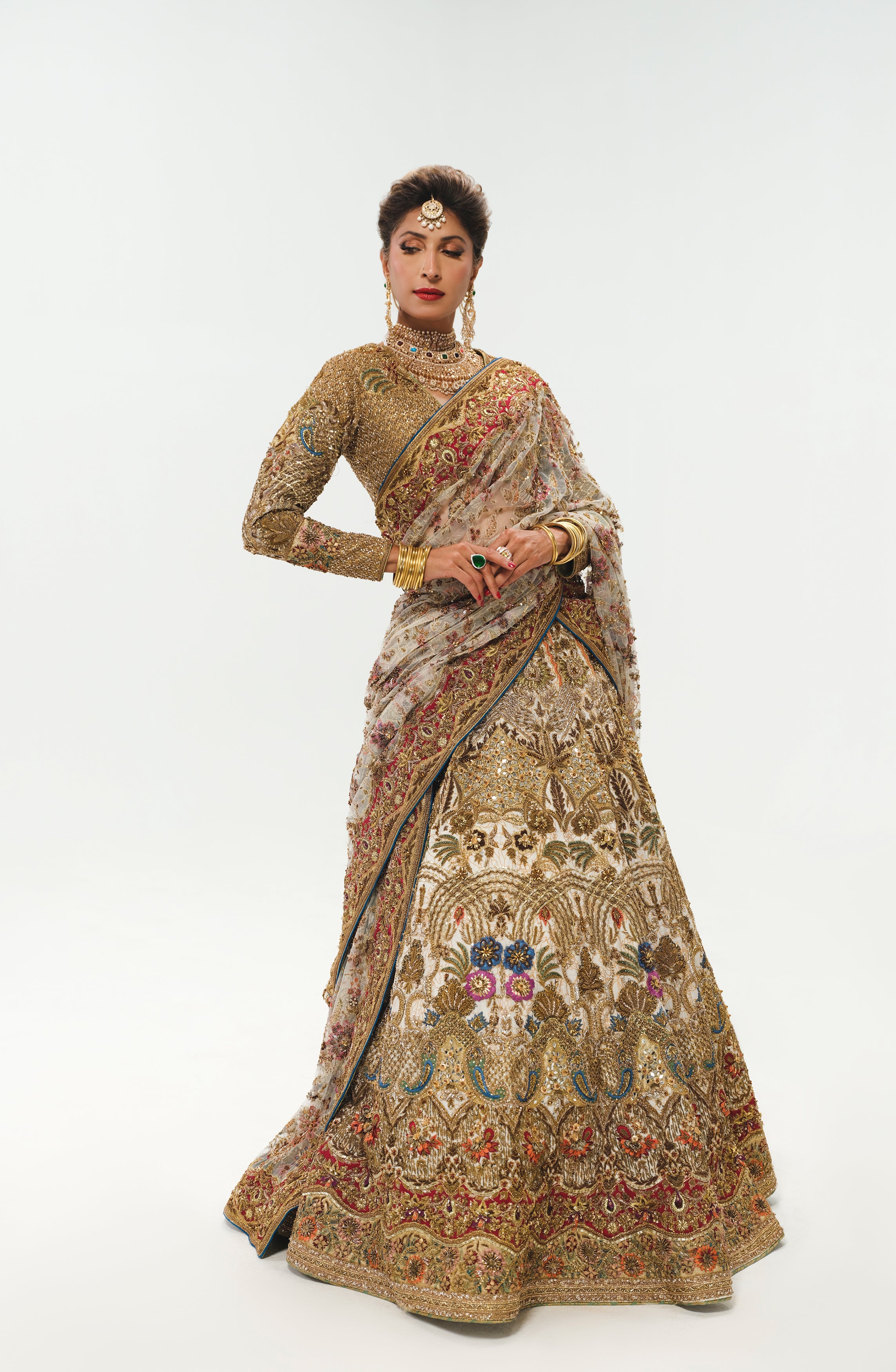 Pakistani White Zardozi Jamawar Bridal Lehenga Choli (3-Piece) - Image 4