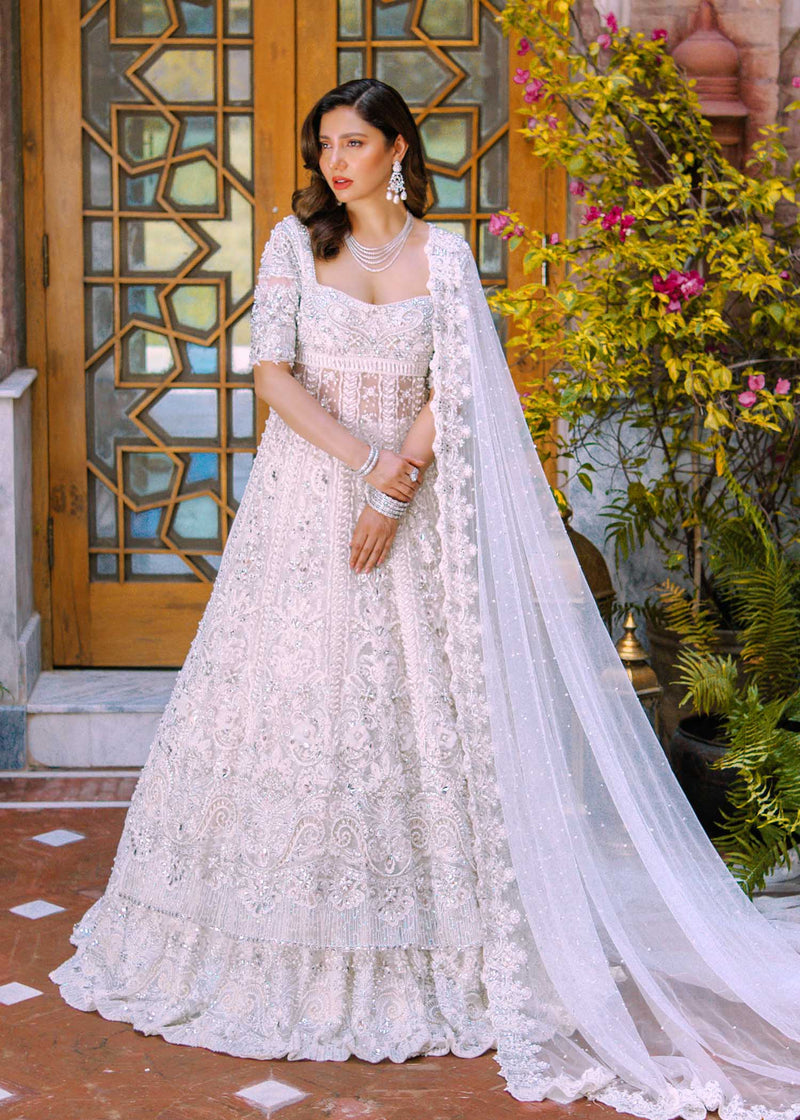 Pakistani White Embellished Net Bridal Lehenga (3-Piece) - Image 1