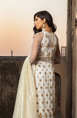 White Kundan Embroidered Net Tunic with Chiffon Lehenga (3-Piece) - Image 5