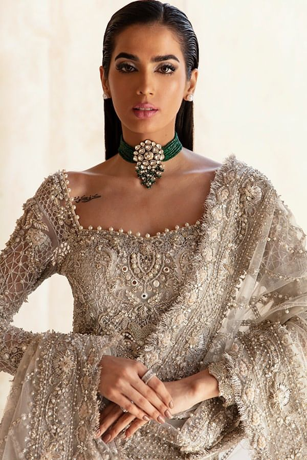 Ash-White Embellished Net Bridal Lehenga (3-Piece) - Image 3