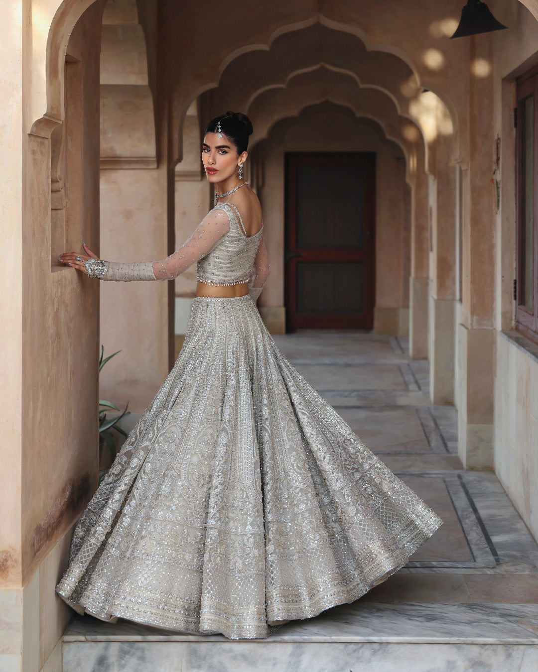 Pakistani White Embellished Net Lehnga Choli (3-Piece) - Image 7