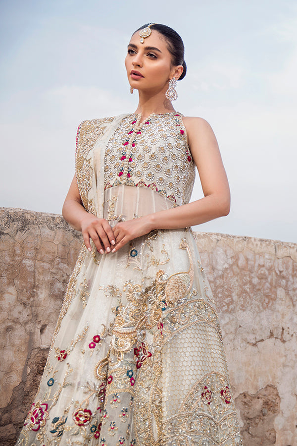 White Embellished Organza Peshwas Lehenga (3-Piece) - Image 3