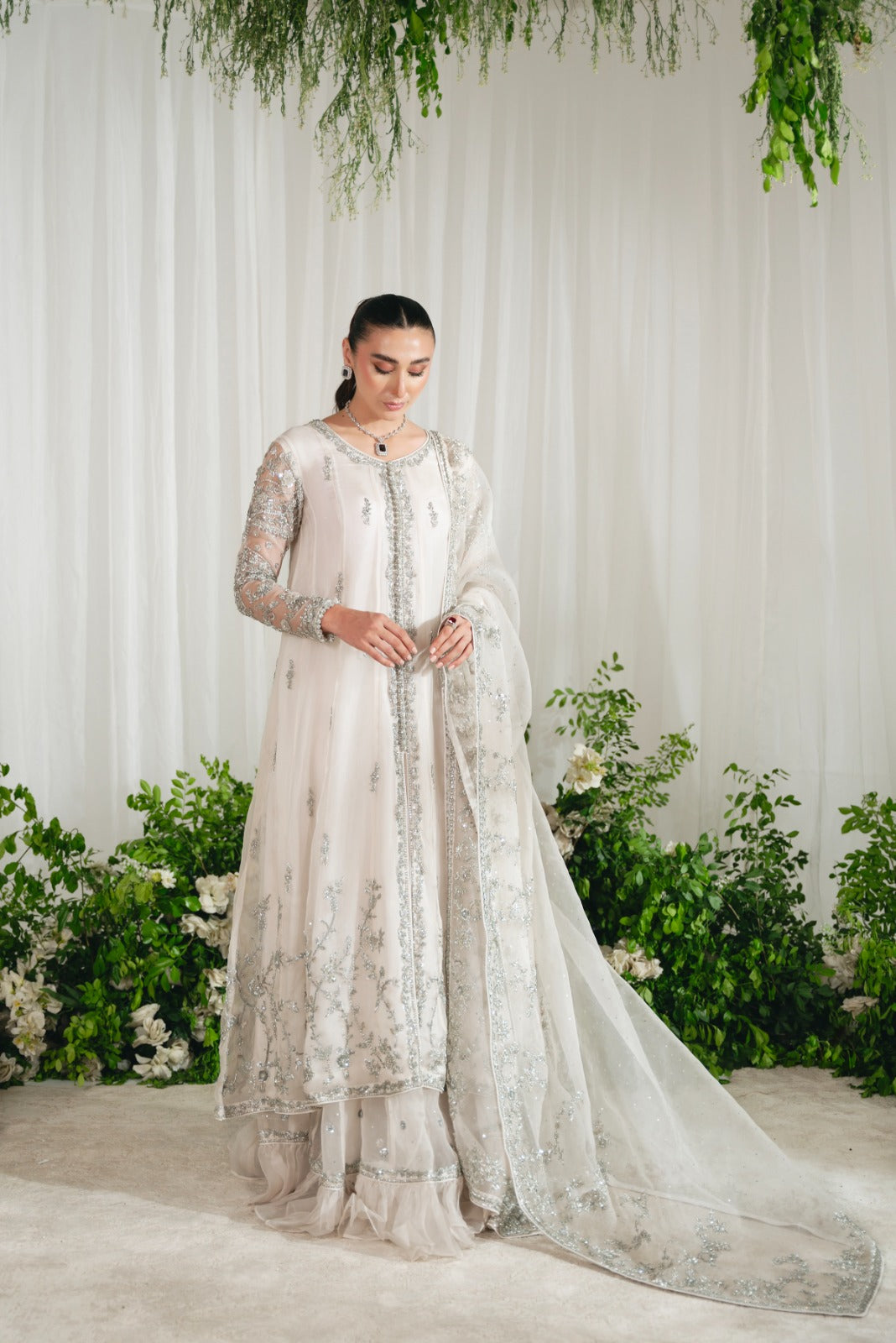 Pearl White Zardozi Organza Lehenga (3-Piece) - Image 10