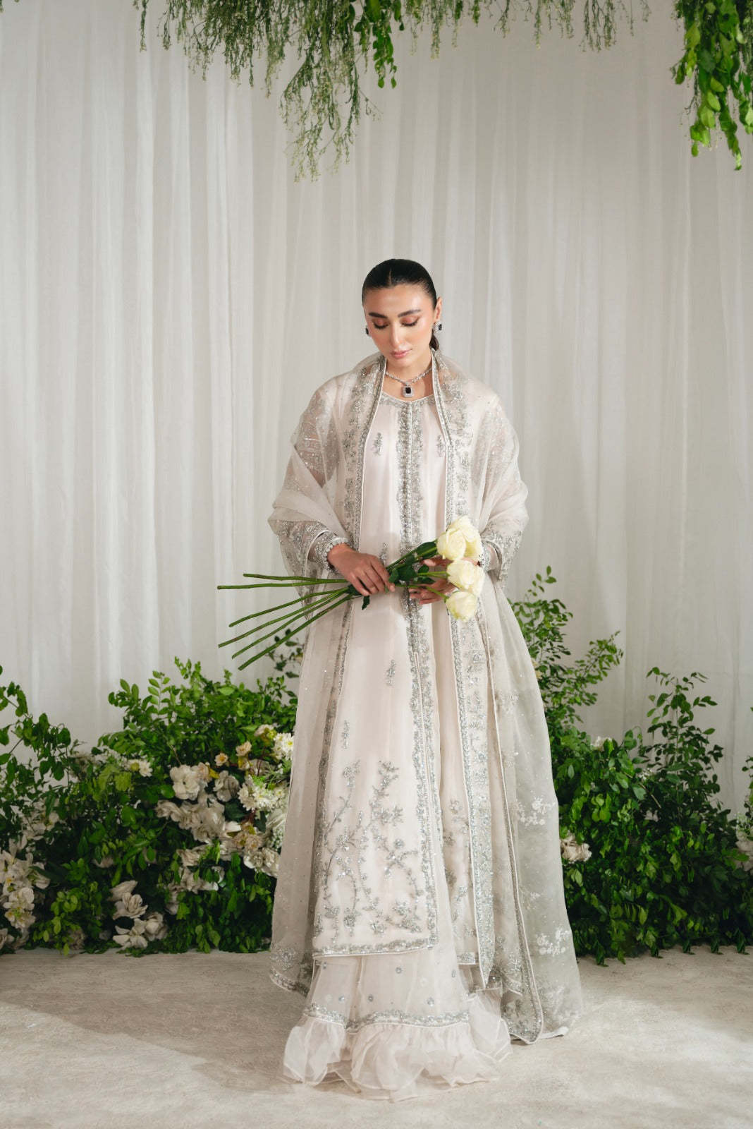 Pearl White Zardozi Organza Lehenga (3-Piece) - Image 2