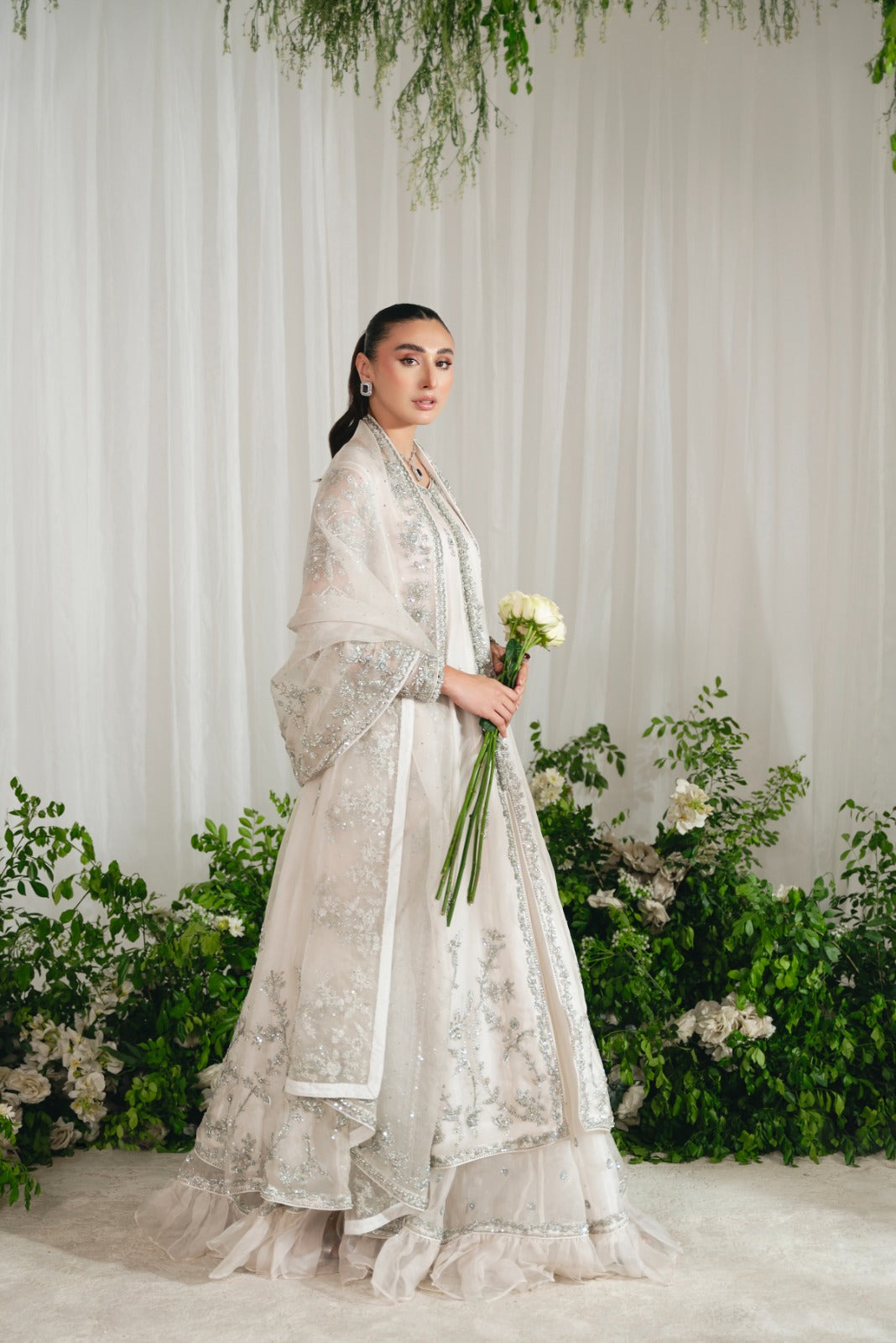 Pearl White Zardozi Organza Lehenga (3-Piece) - Image 3