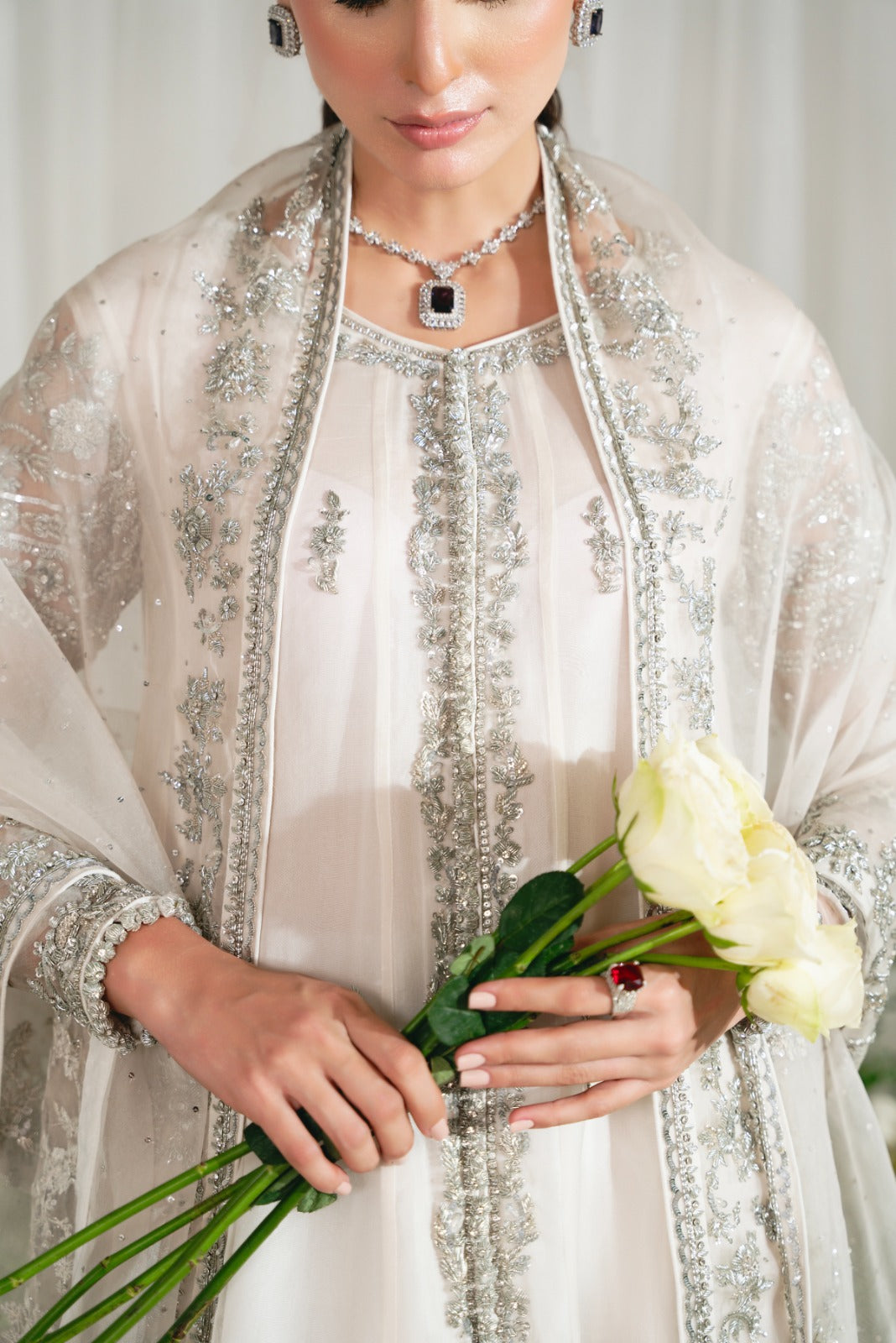 Pearl White Zardozi Organza Lehenga (3-Piece) - Image 8