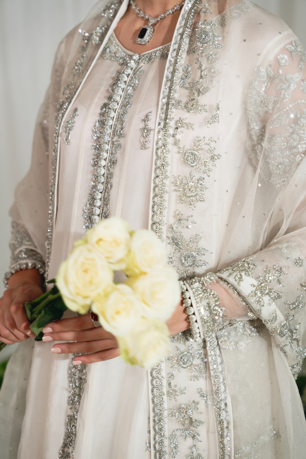 Pearl White Zardozi Organza Lehenga (3-Piece) - Image 9