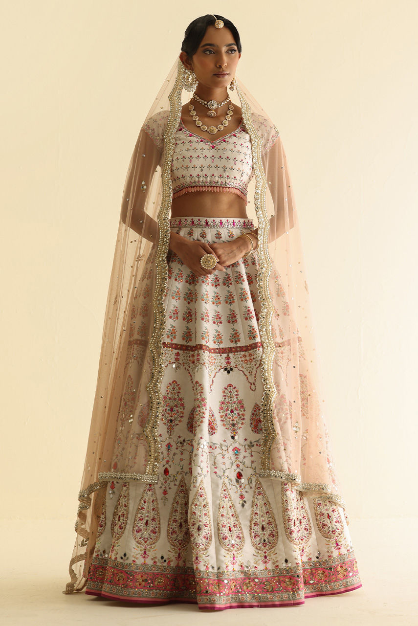 Pakistani White Embellished Raw Silk Lehnga Choli (3-Piece) - Image 7
