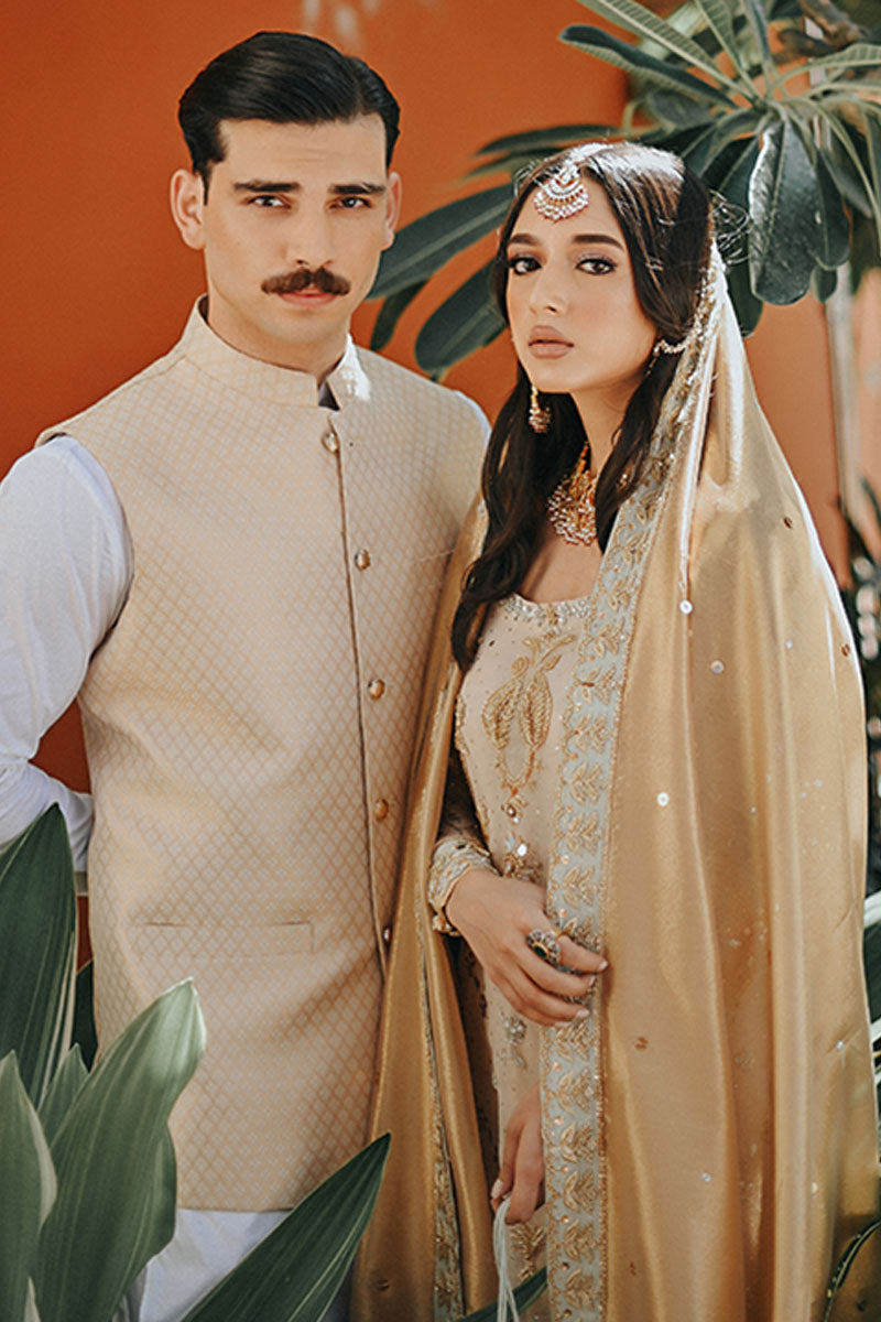 Pakistani White Kamdani Zardozi Silk Lehenga (3-Piece) - Image 6