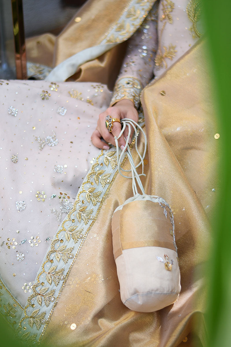 Pakistani White Kamdani Zardozi Silk Lehenga (3-Piece) - Image 7