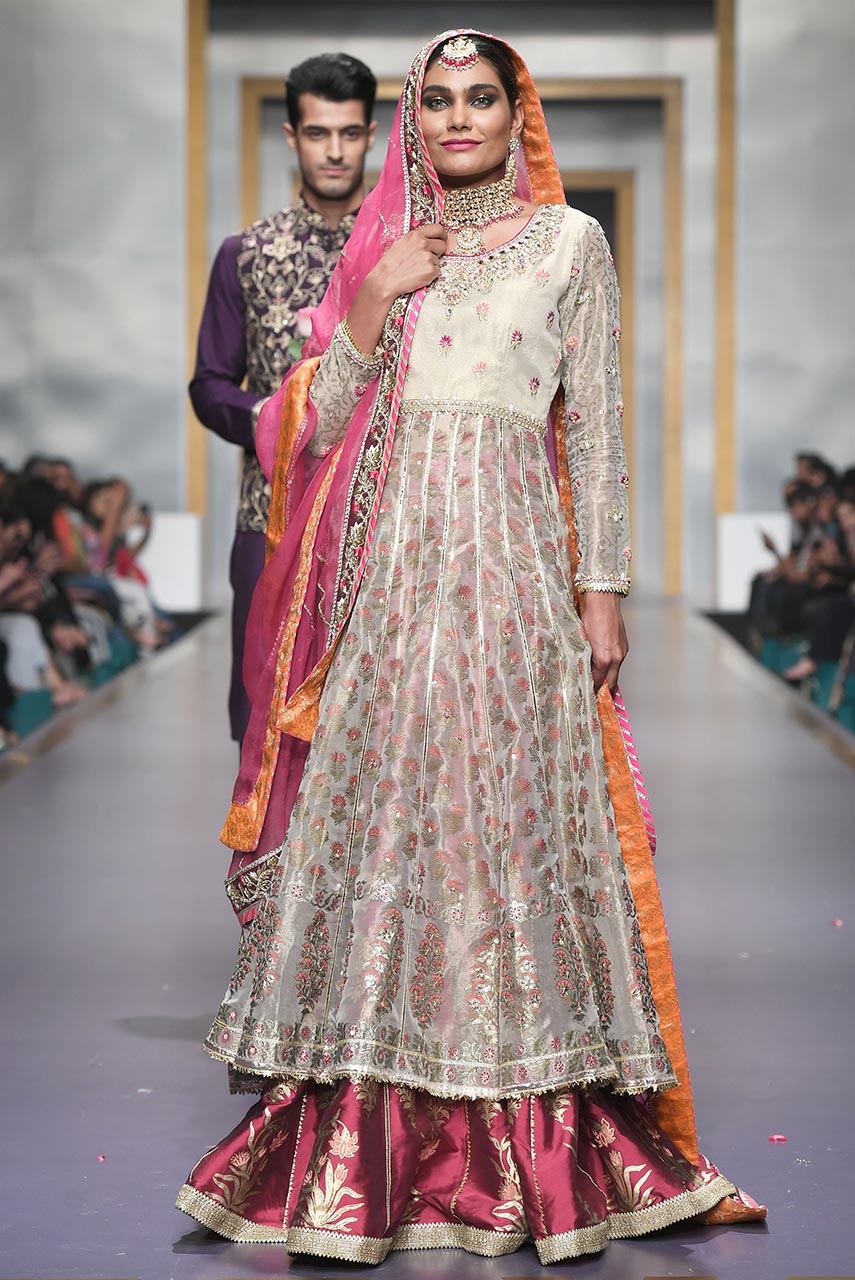 Pakistani White Embroidered Maysuri Anarkali Lehenga (3-Piece) - Image 4