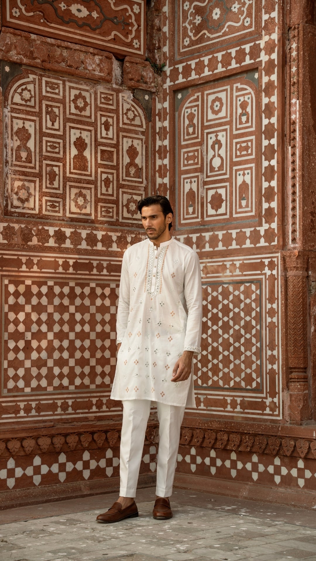 White Mirror Work Cotton Blend Kurta Pajama (2-Piece) - Image 3