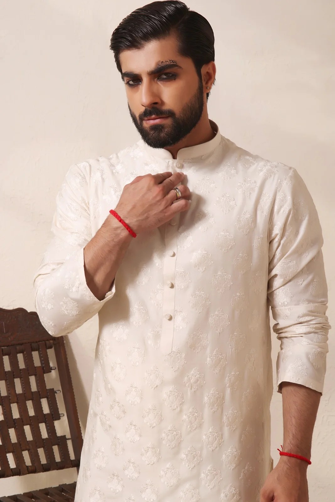Pearl White Embroidered Cotton-Blend Kurta (2-Piece) - Image 1