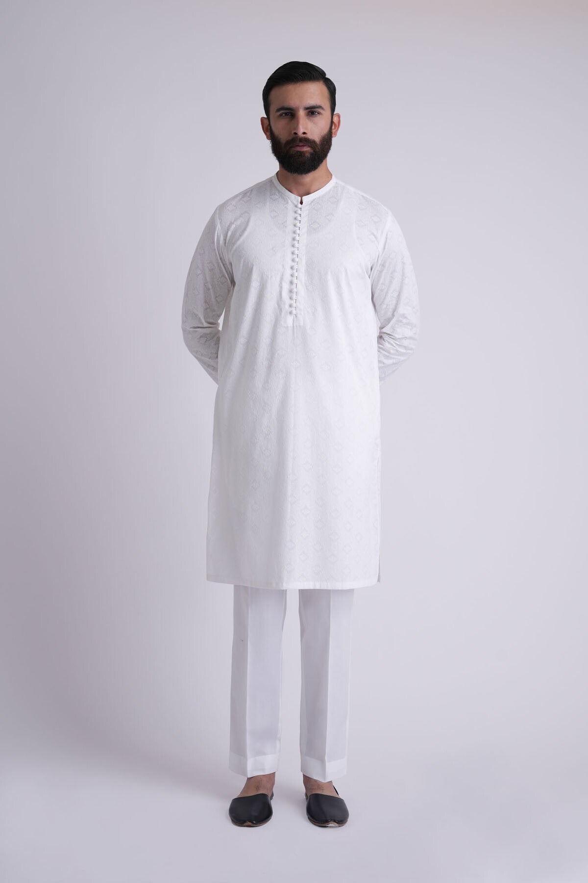 White Embroidered Cotton Kurta (2-Piece) - Image 1