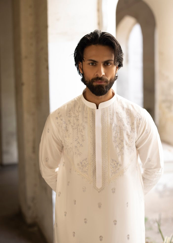 White Embroidered Cotton Kurta Set (2-Piece) - Image 1