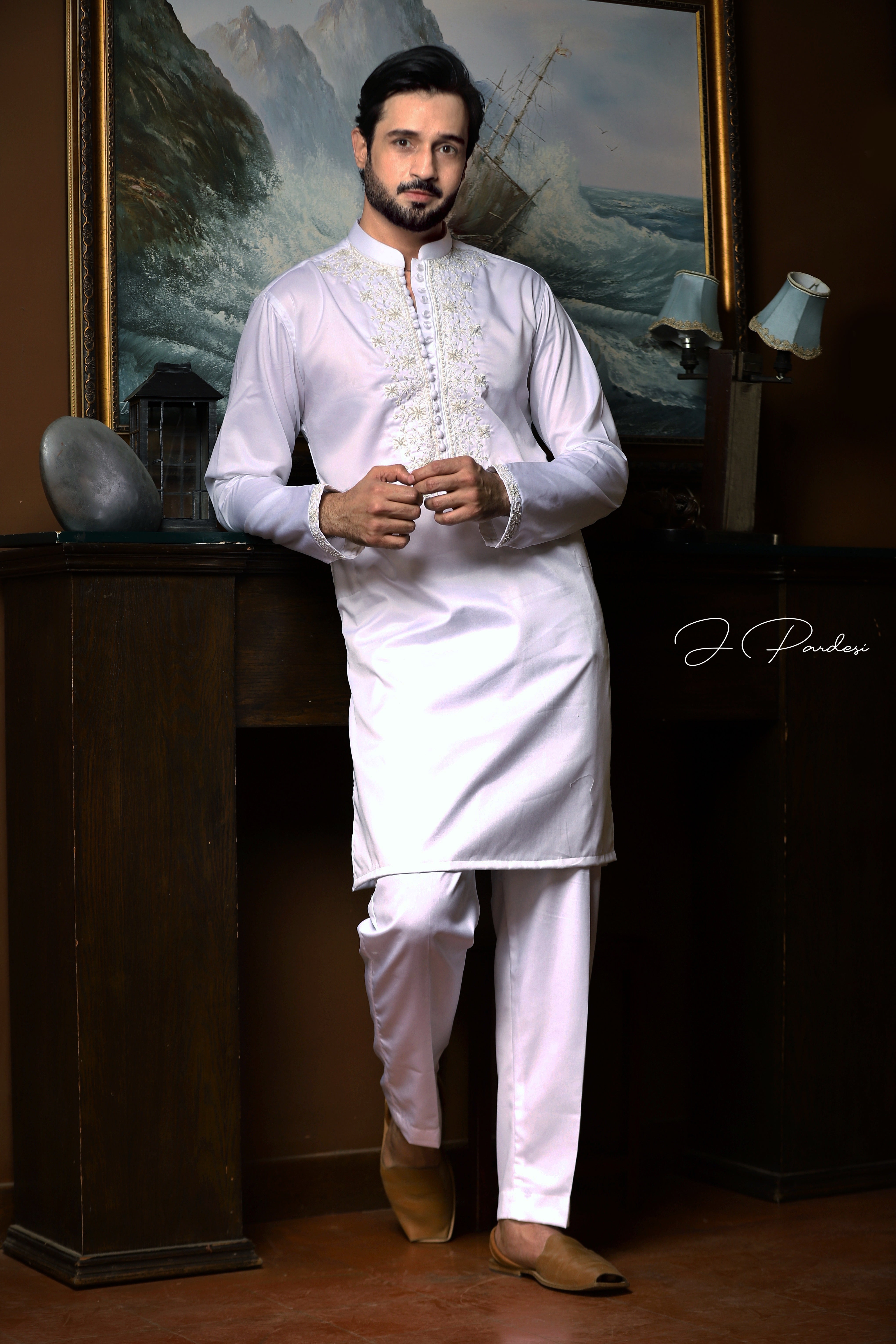 White Hand Embroidered Cotton Kurta Pajama (2-Piece) - Image 2