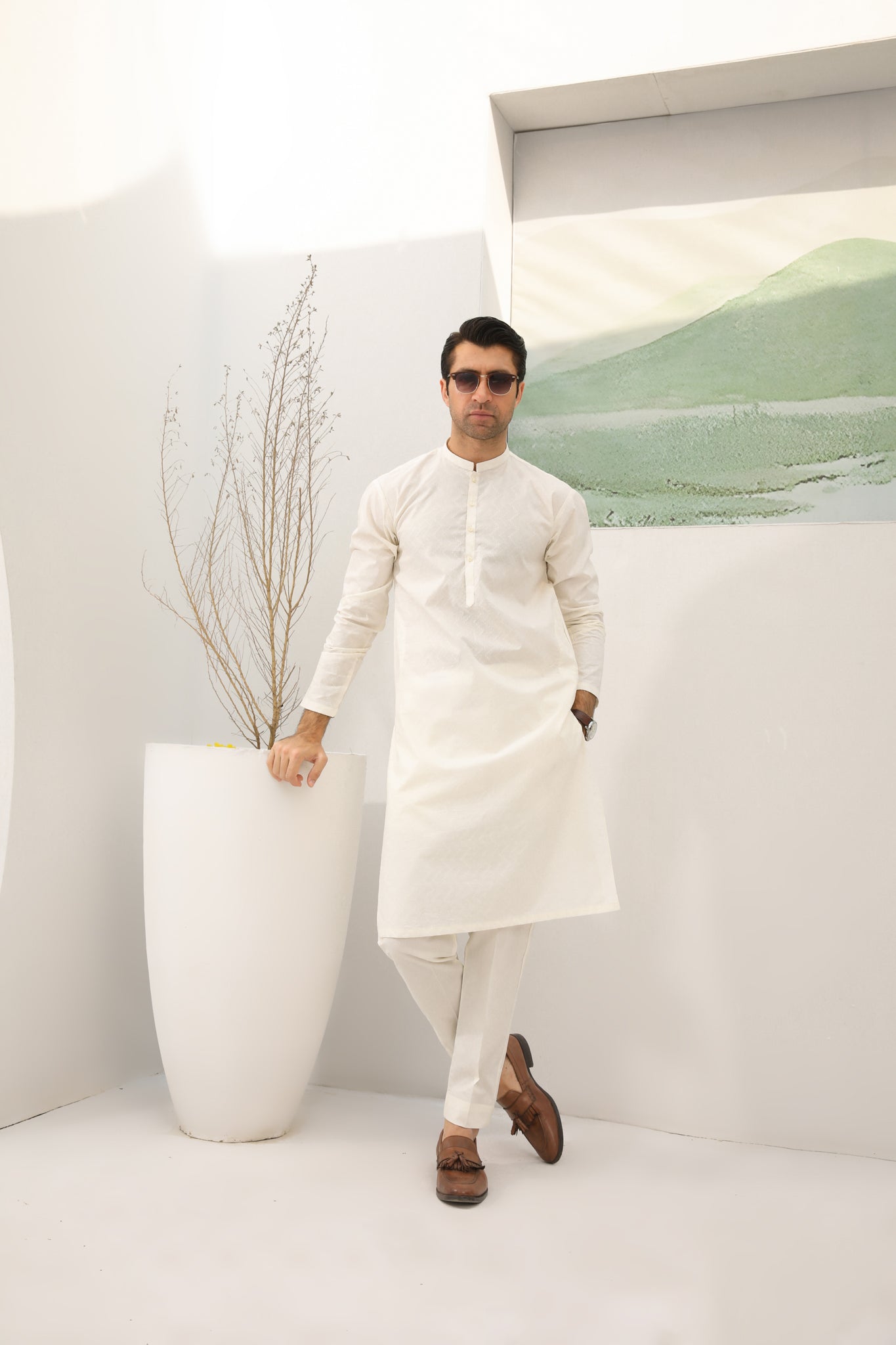 White Schiffli Embroidered Cotton Kurta Trouser (2-Piece) - Image 6