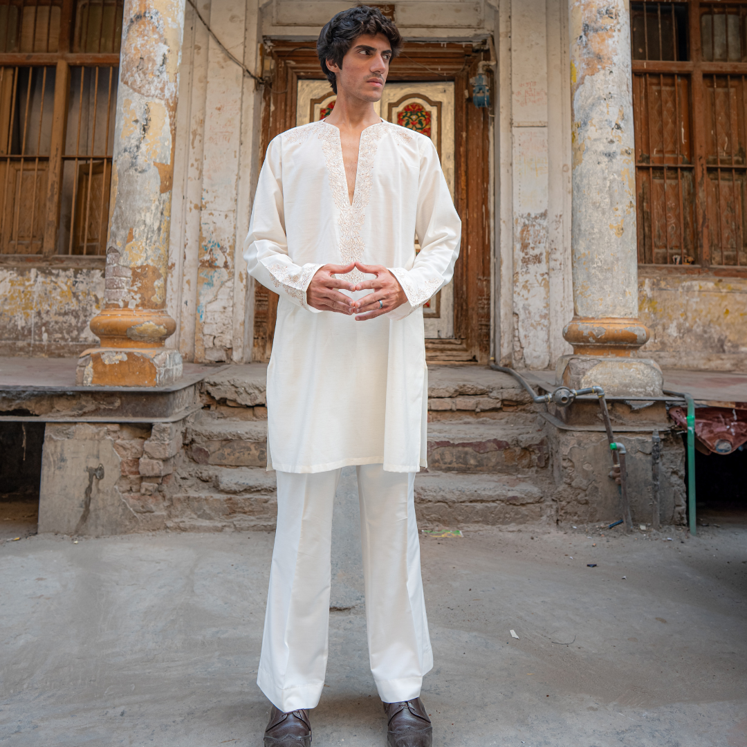 White Embroidered Cotton-Silk Kurta (2-Piece) - Image 10